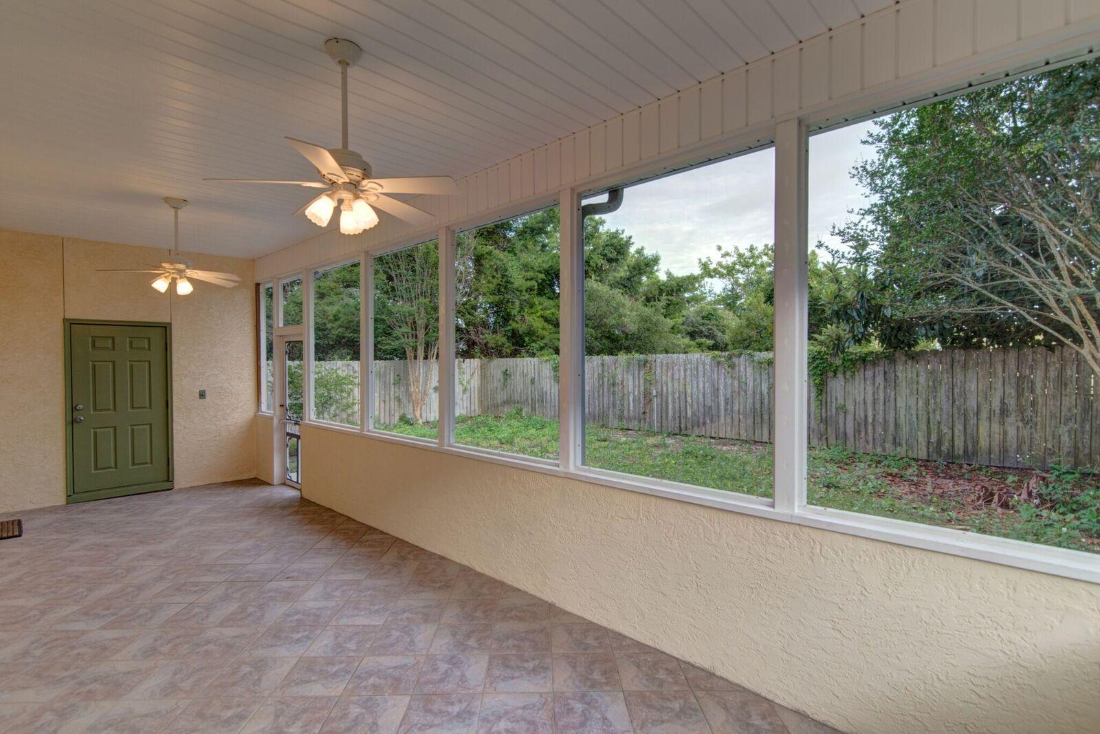 RIVIERA BEACH - Residential