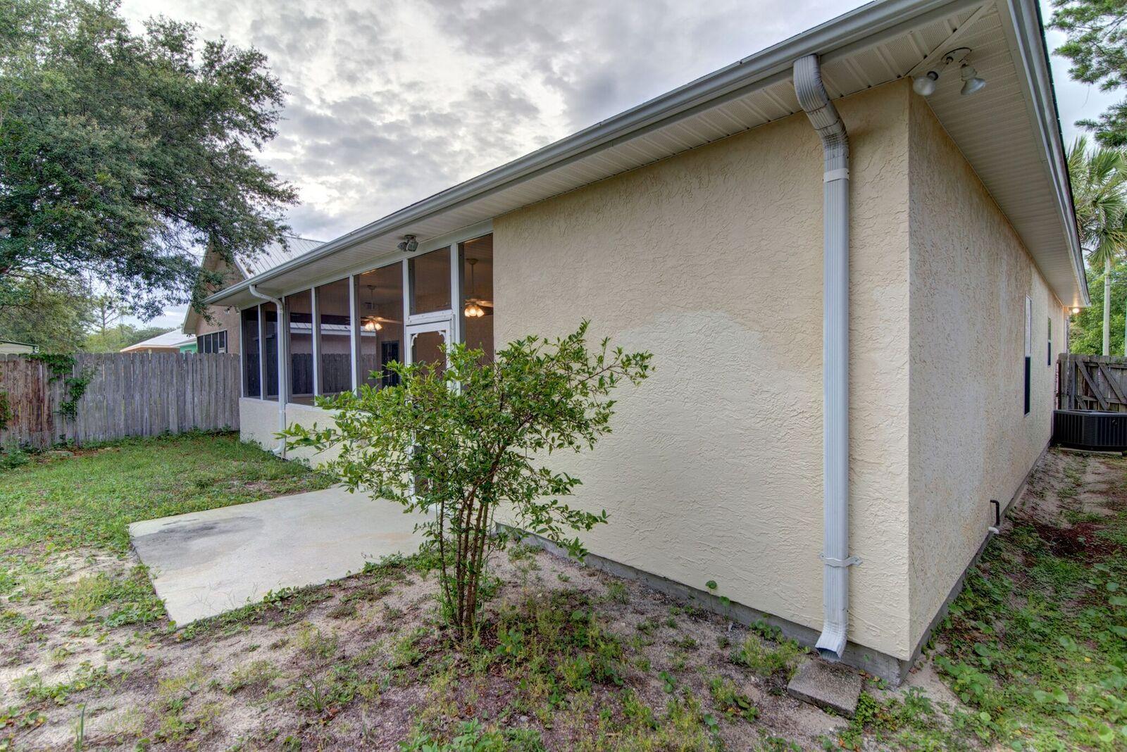 RIVIERA BEACH - Residential