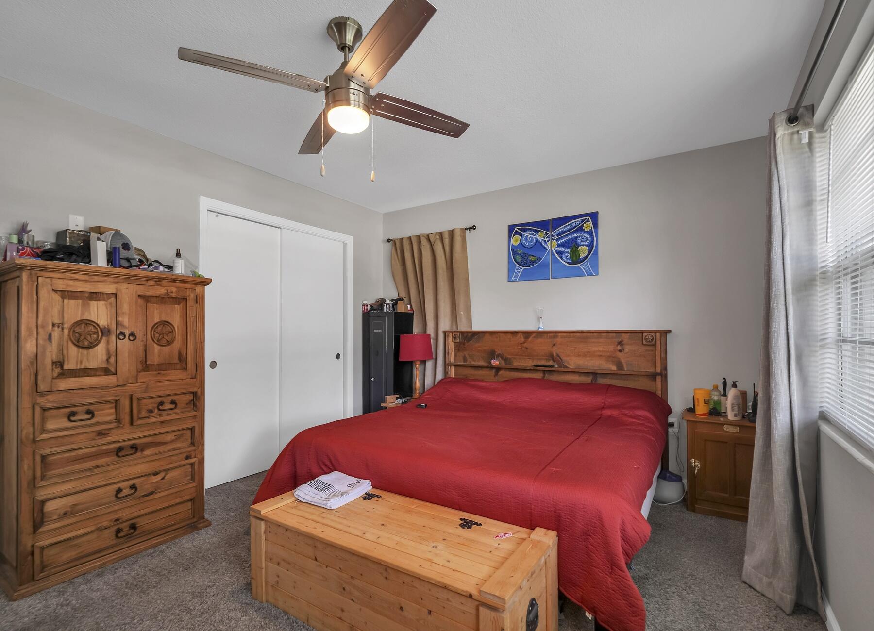 COUNTRY CLUB ESTATES - Residential