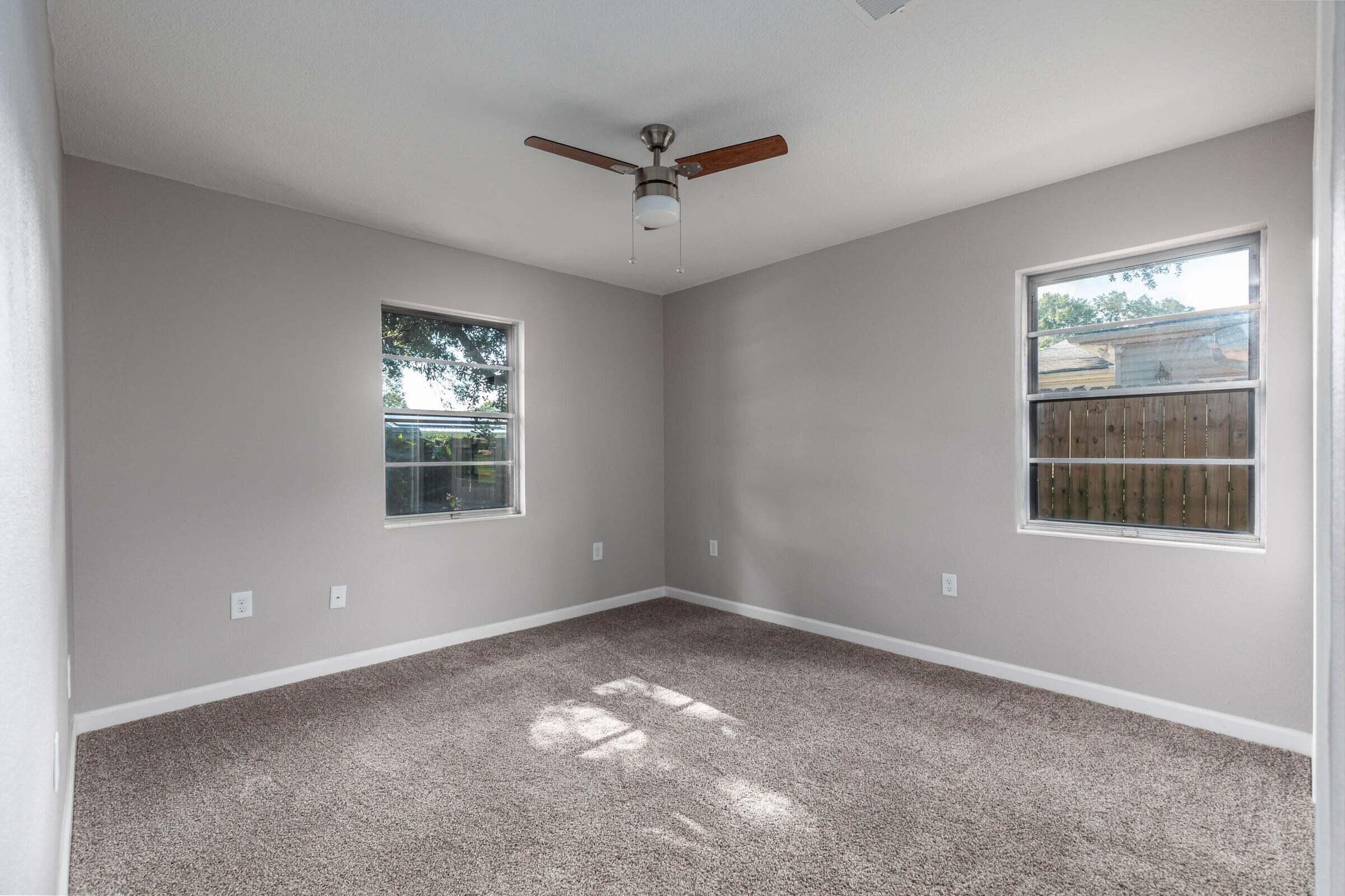 COUNTRY CLUB ESTATES - Residential