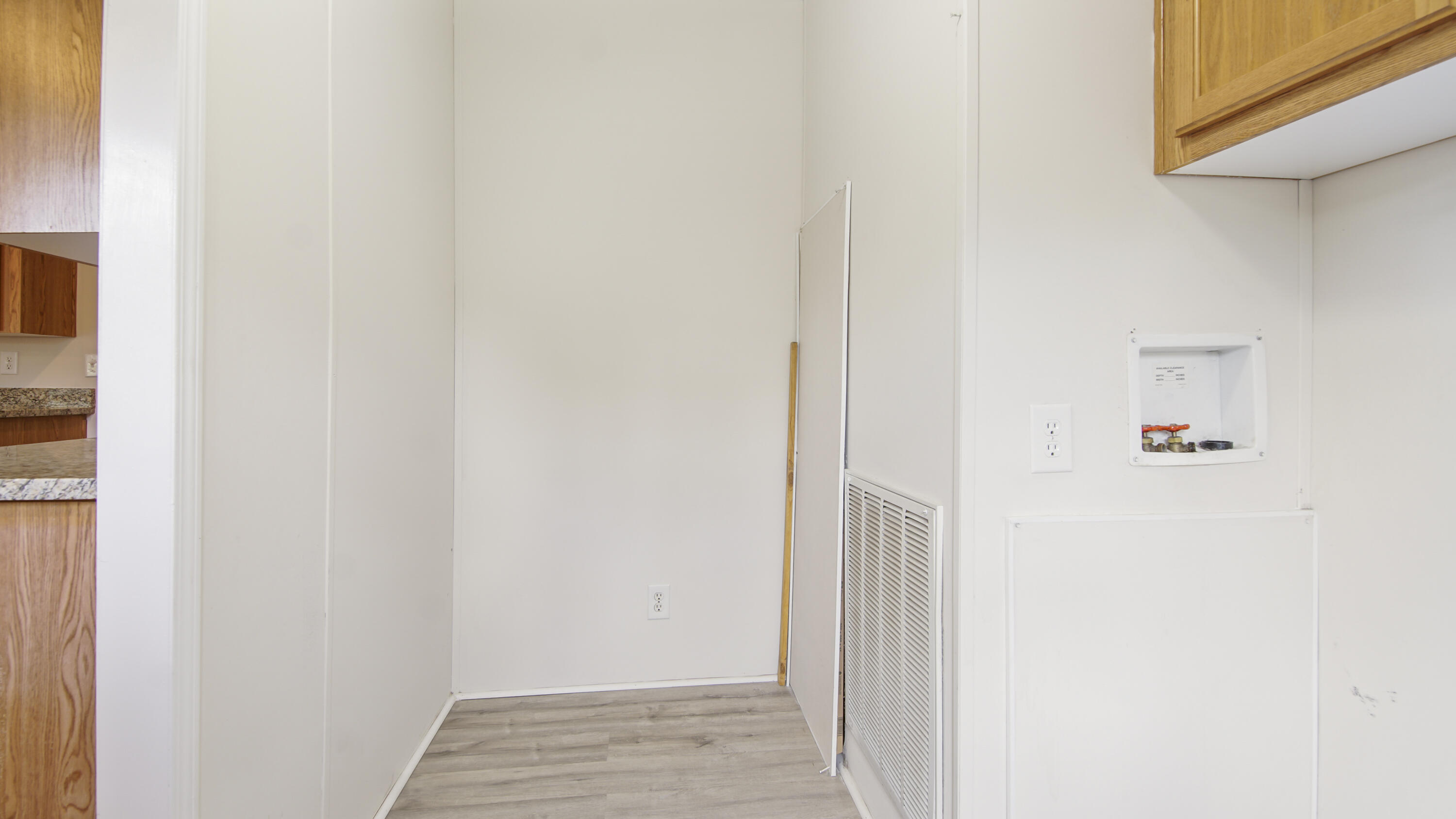 ROBINWOOD ACRES - Residential