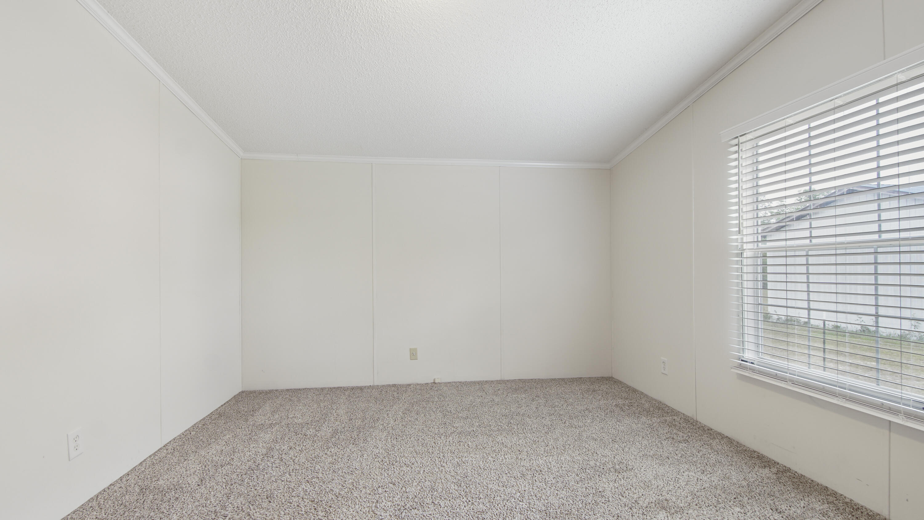 ROBINWOOD ACRES - Residential