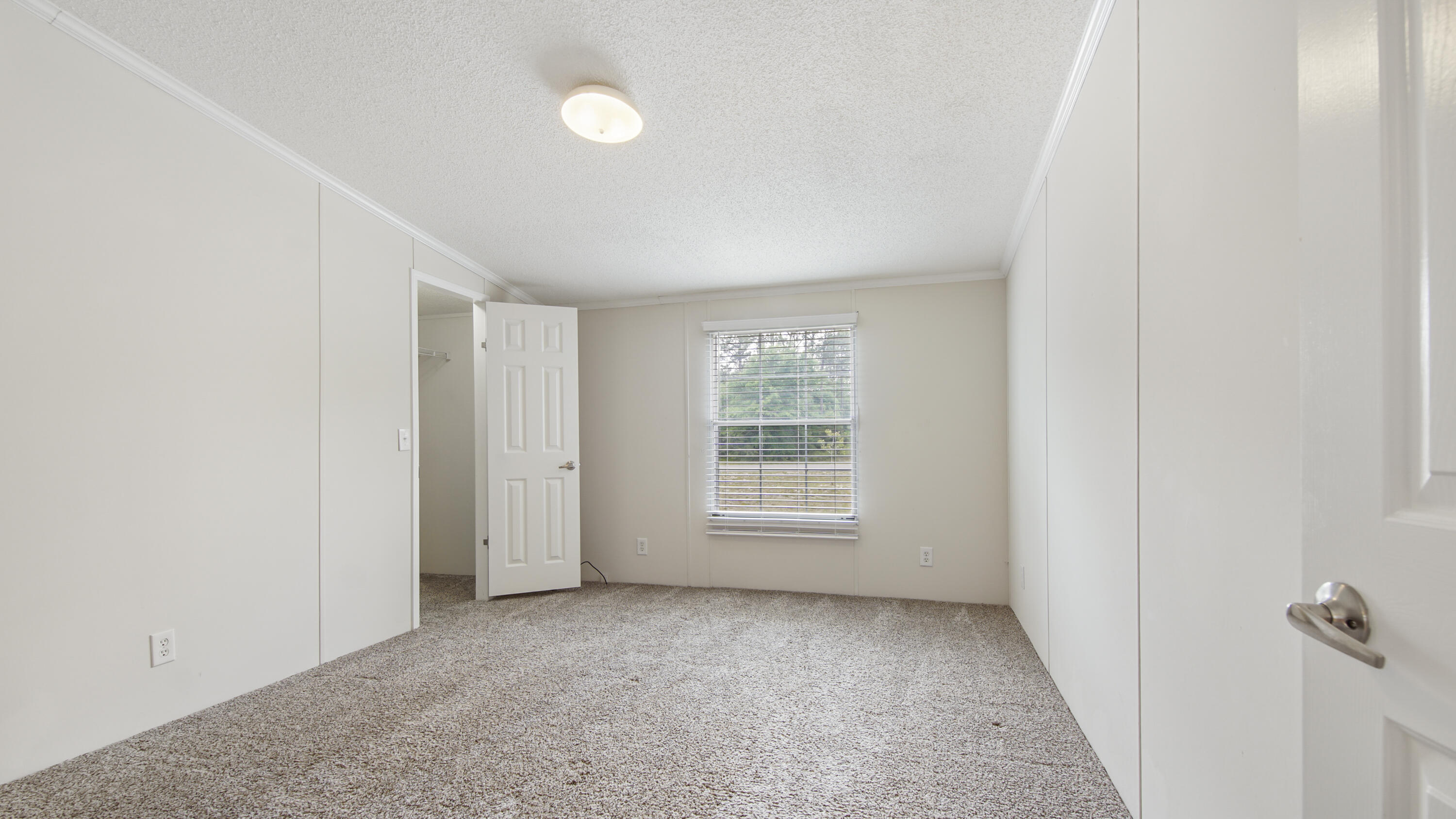 ROBINWOOD ACRES - Residential