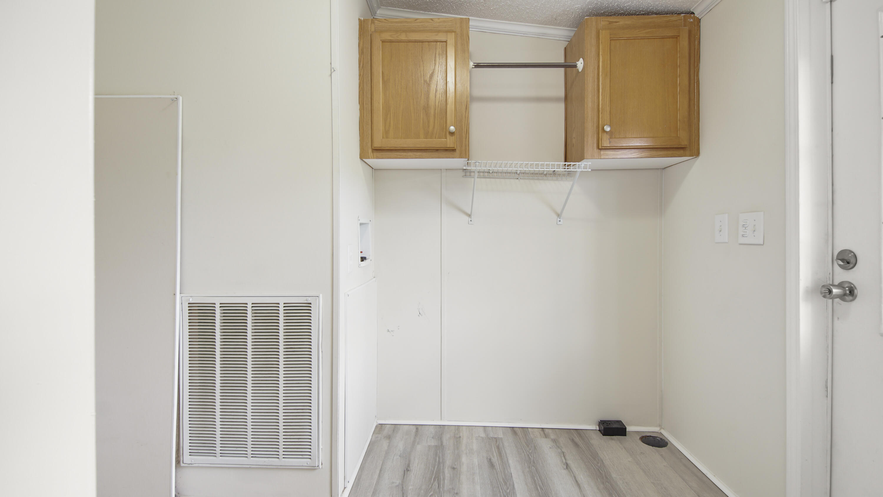 ROBINWOOD ACRES - Residential