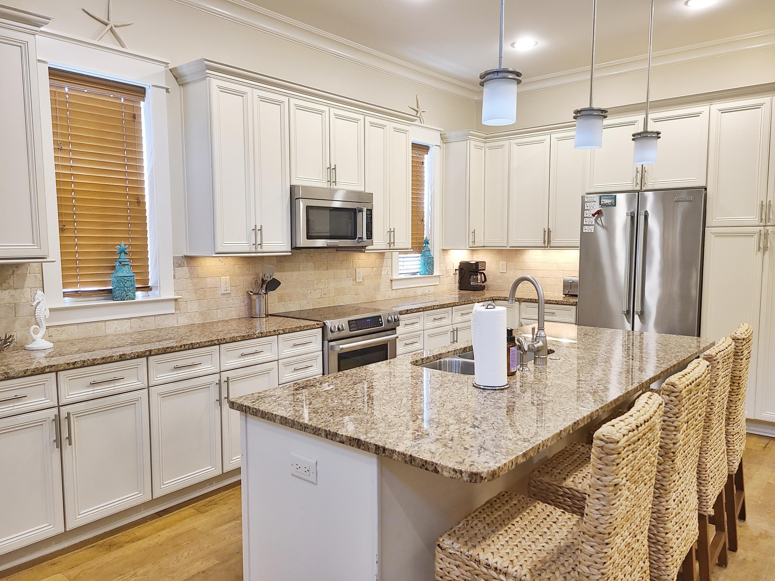 LAKESIDE AT BLUE MOUNTAIN BEACH - Residential