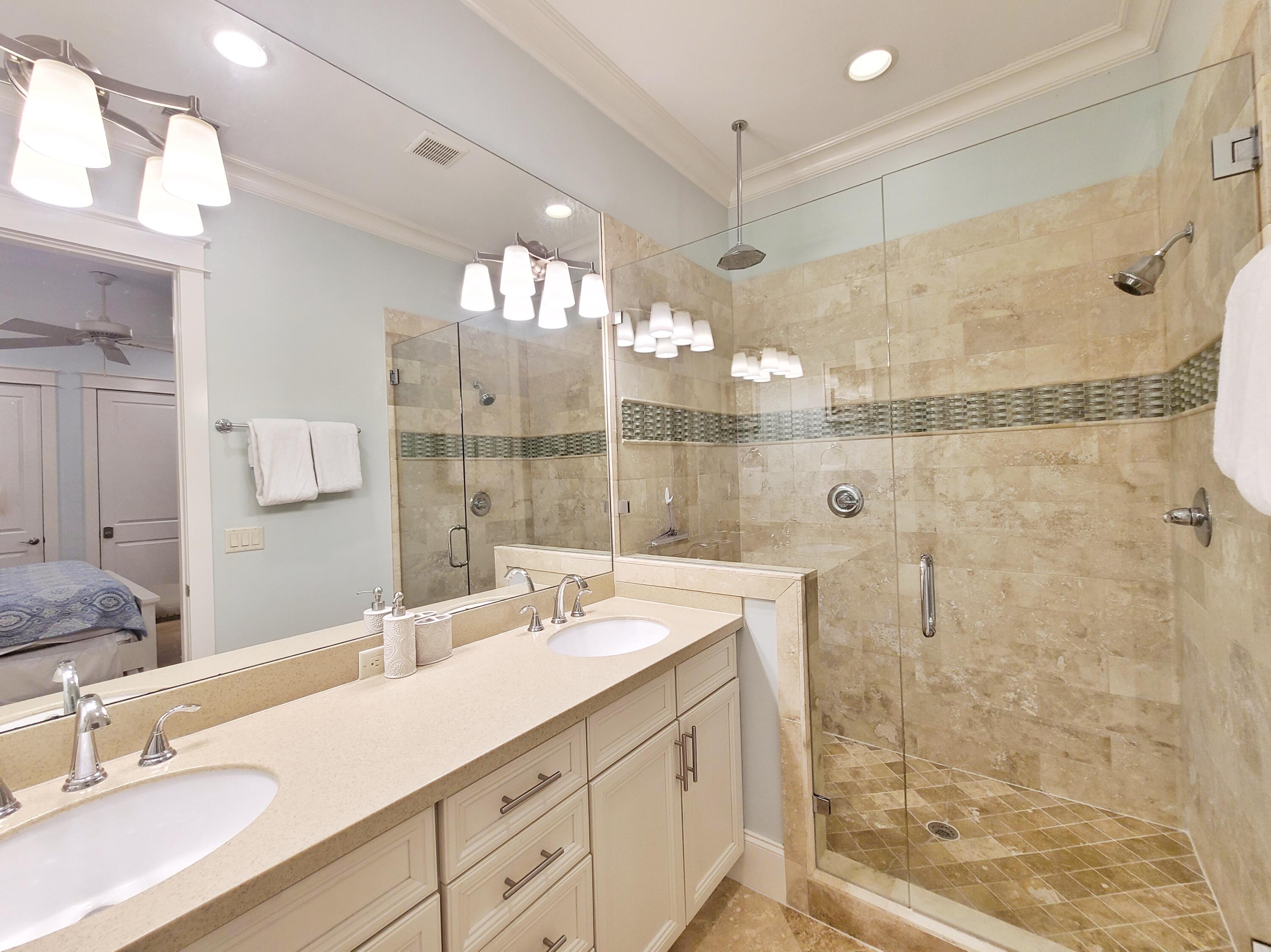 LAKESIDE AT BLUE MOUNTAIN BEACH - Residential