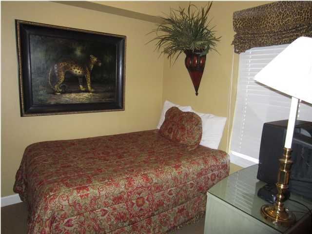 STERLING SHORES - Residential