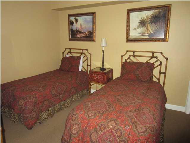 STERLING SHORES - Residential