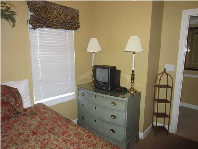 STERLING SHORES - Residential