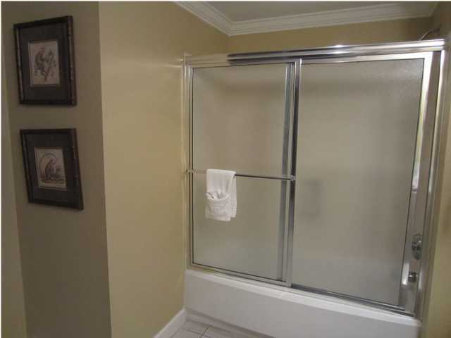 STERLING SHORES - Residential