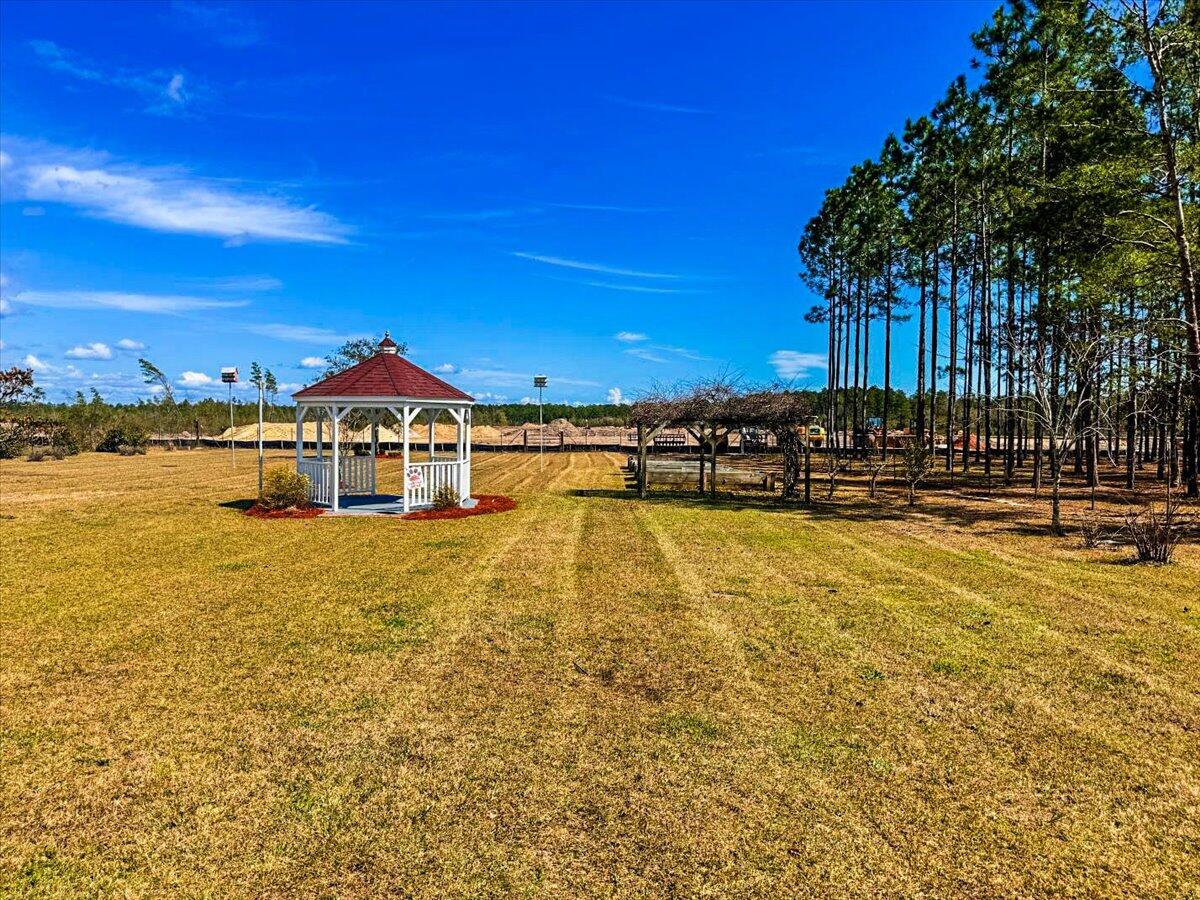 Nichols Creek - Residential