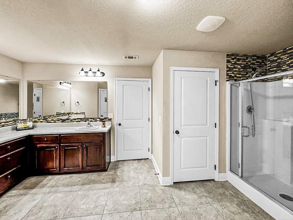 Nichols Creek - Residential