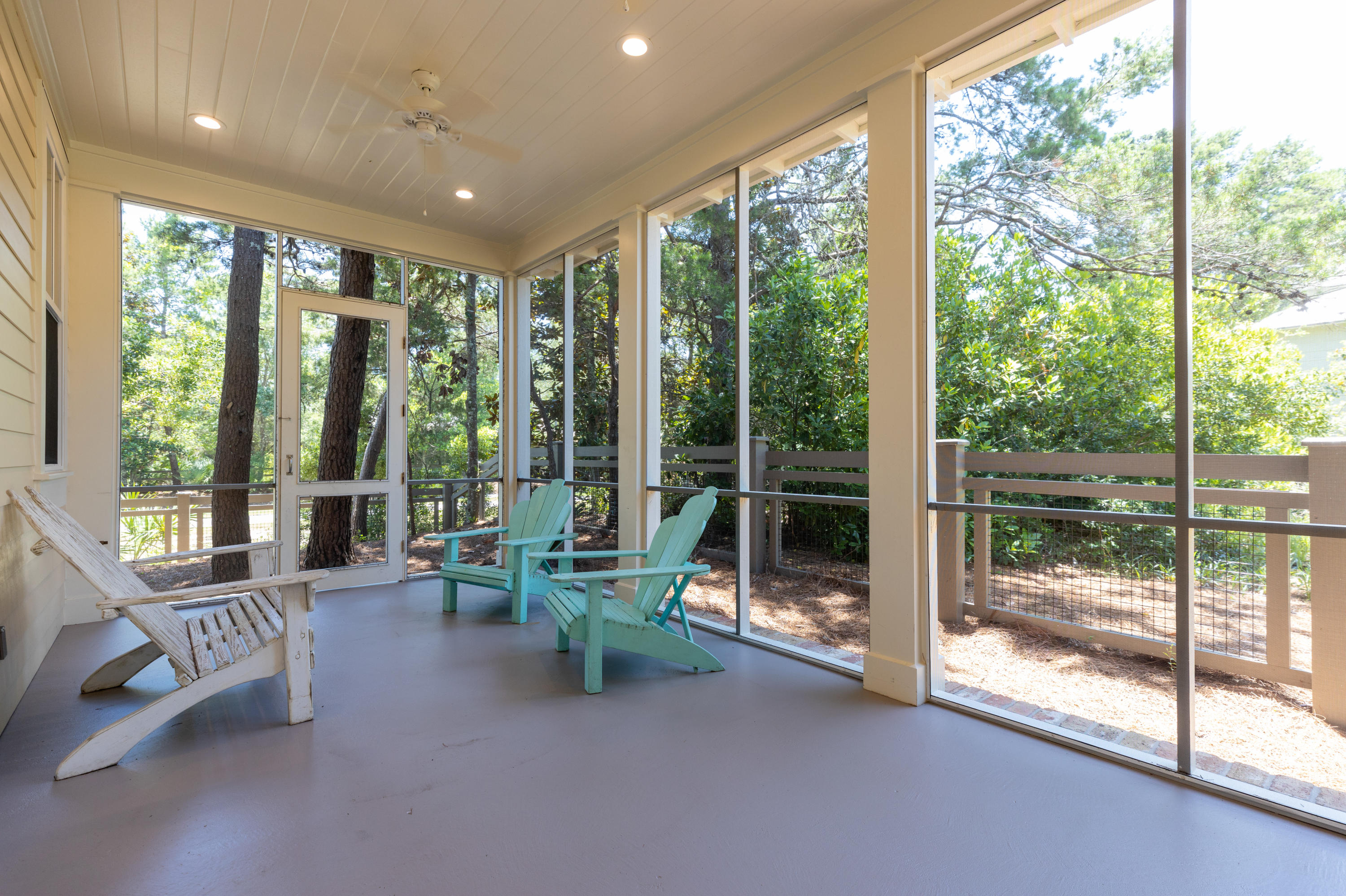 FOREST LAKES - Residential