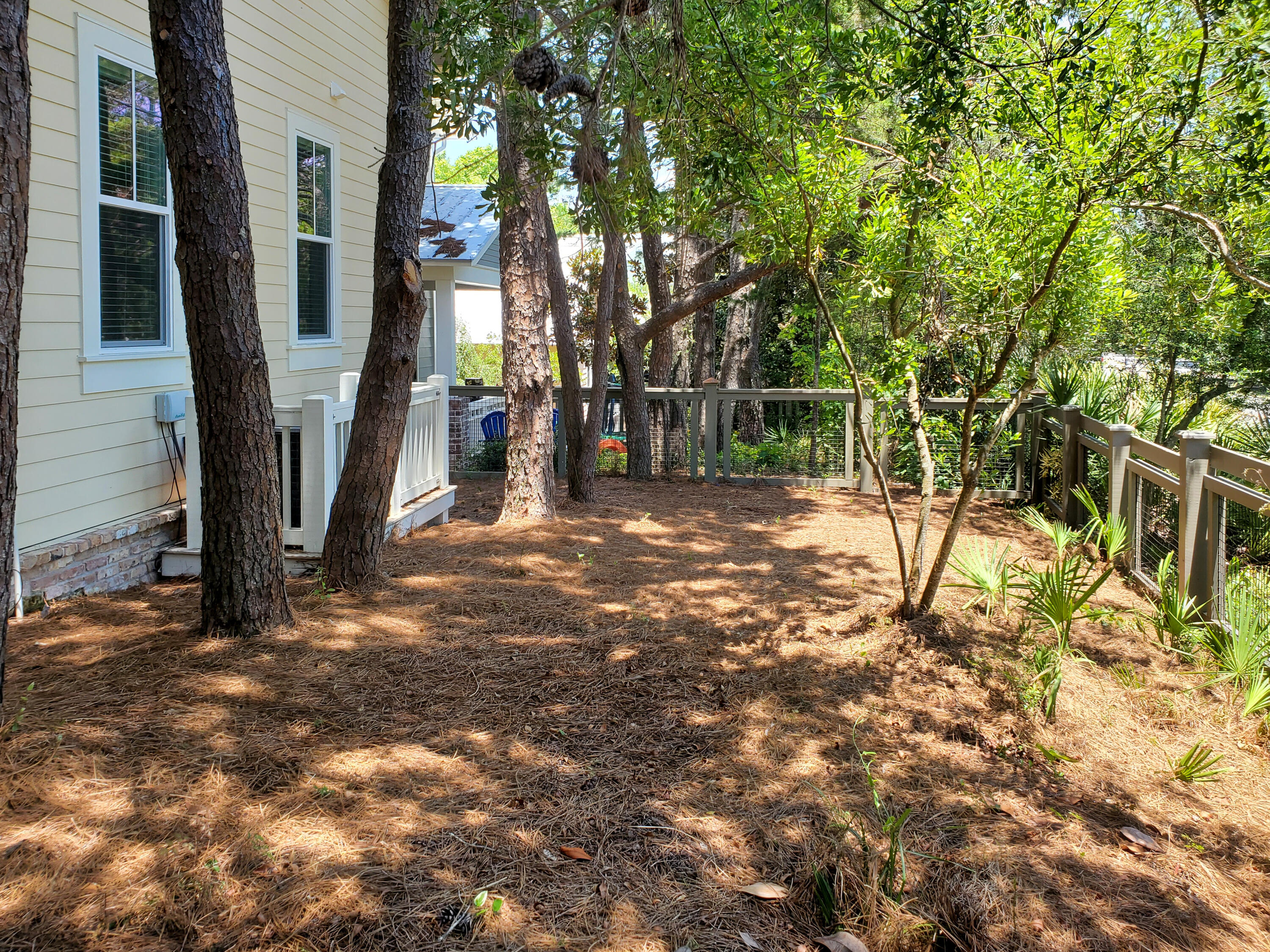 FOREST LAKES - Residential