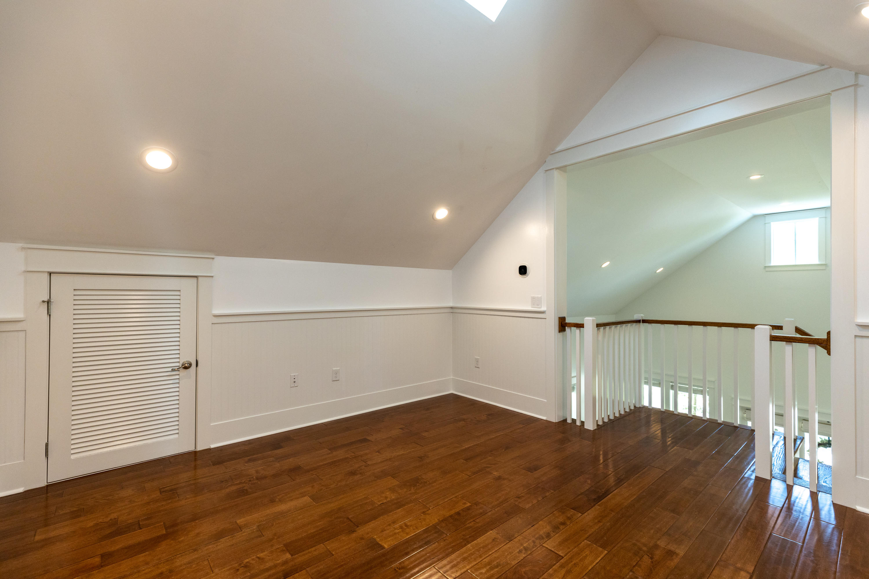 FOREST LAKES - Residential