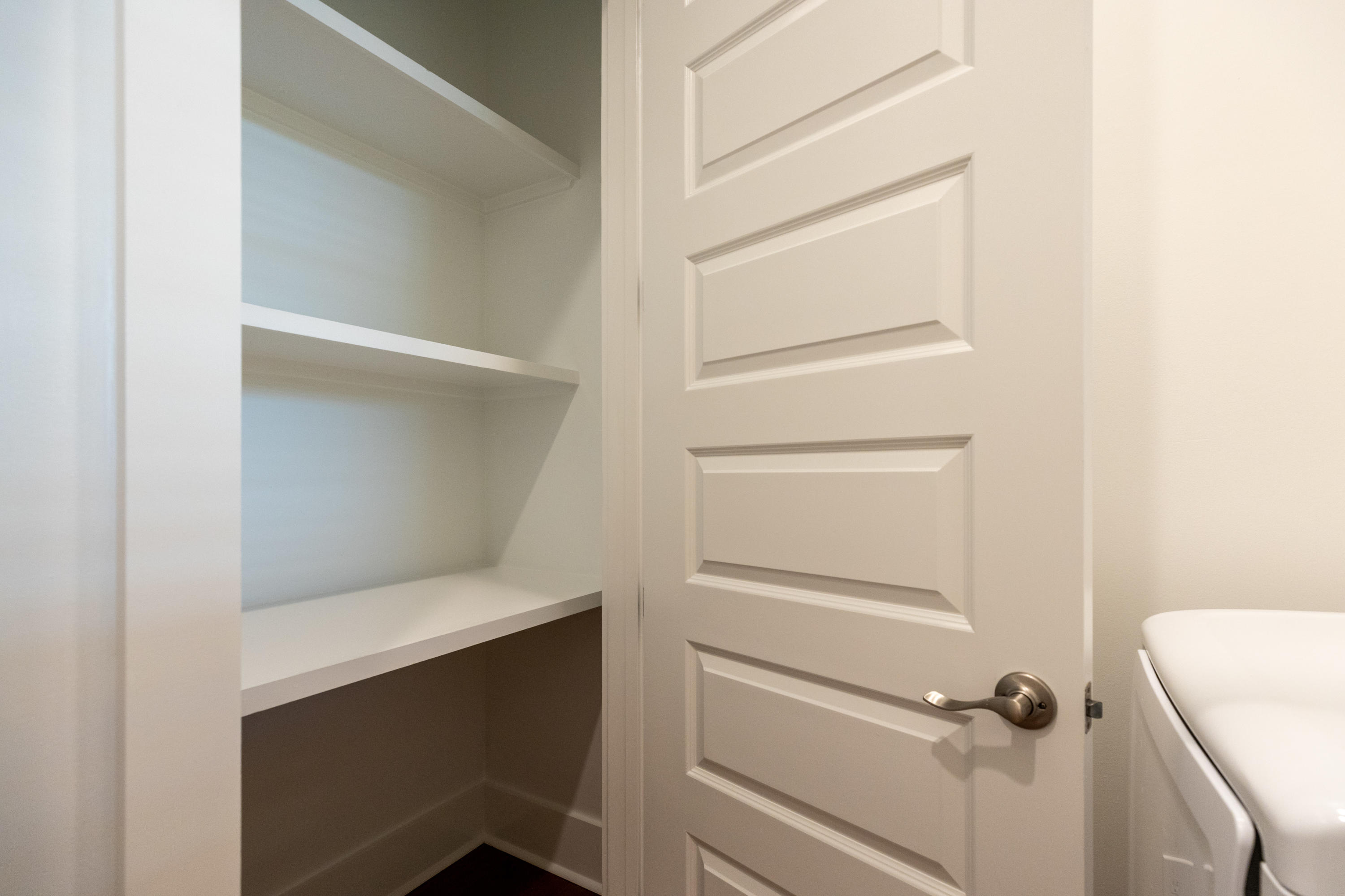 FOREST LAKES - Residential