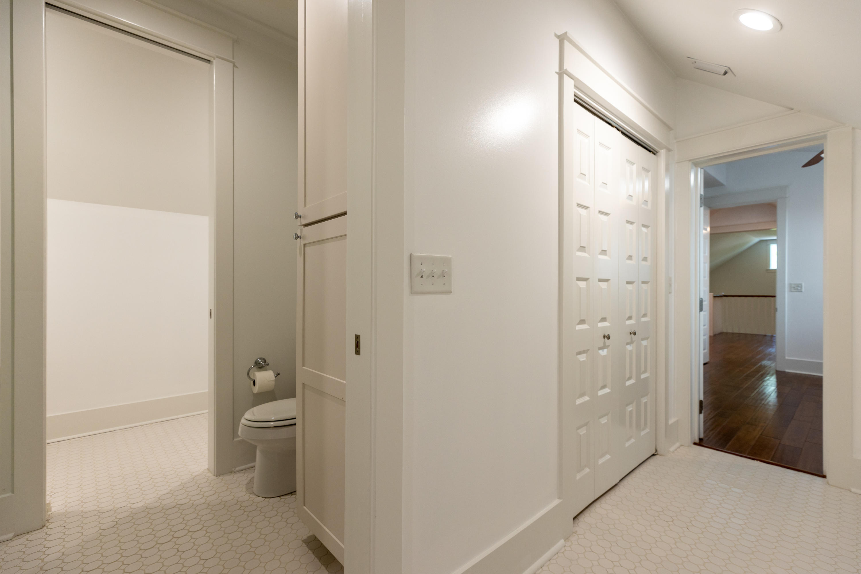 FOREST LAKES - Residential