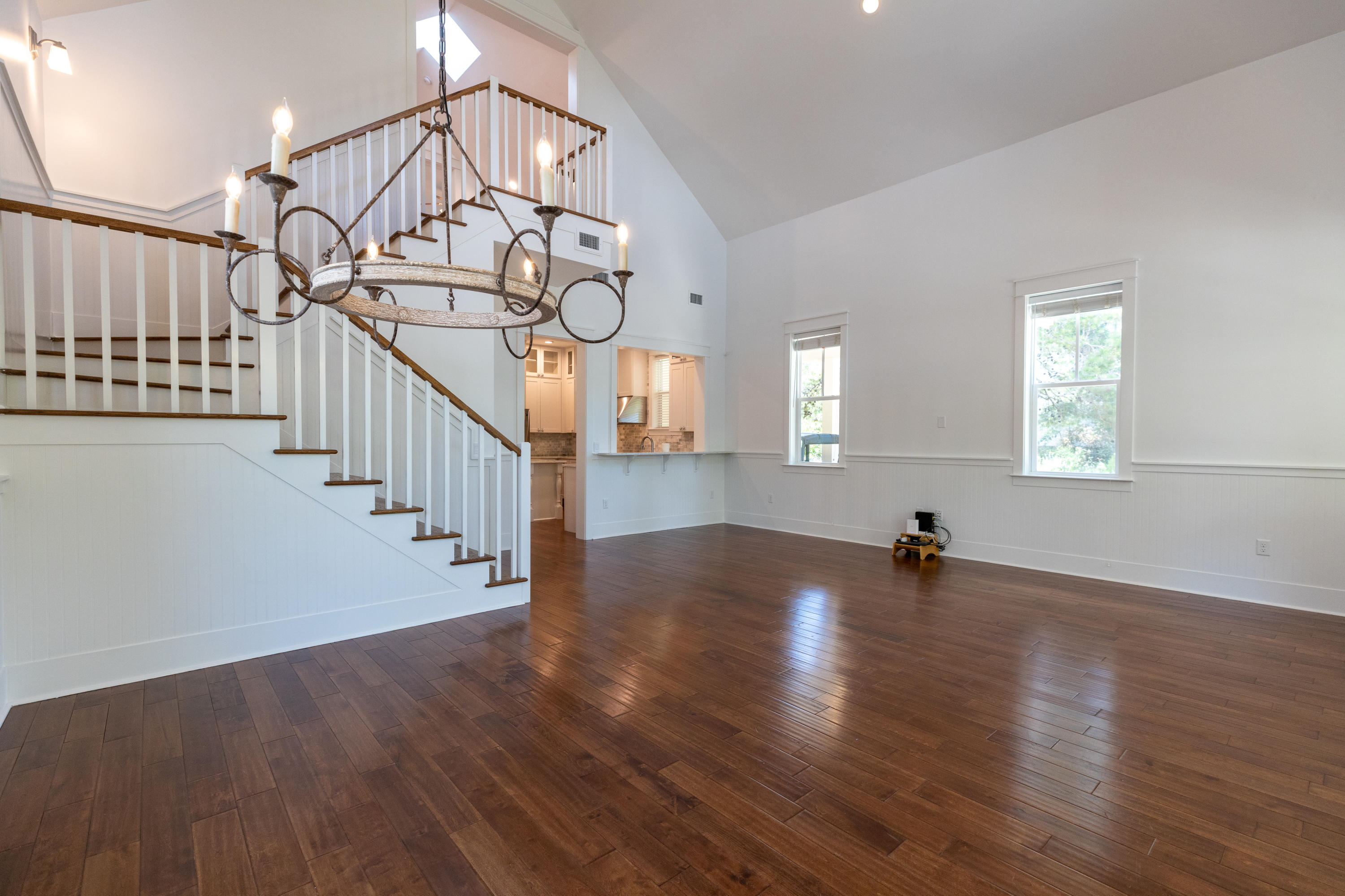 FOREST LAKES - Residential