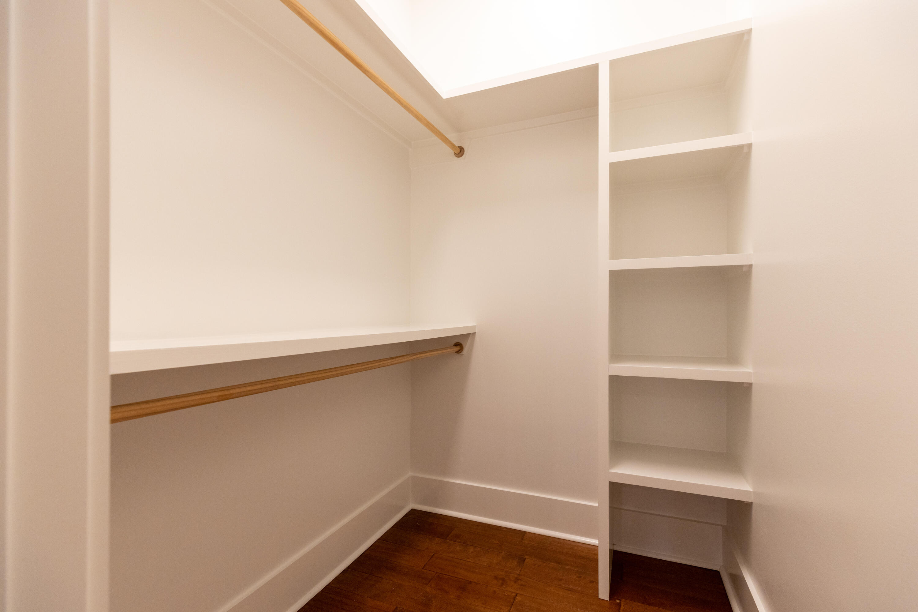 FOREST LAKES - Residential