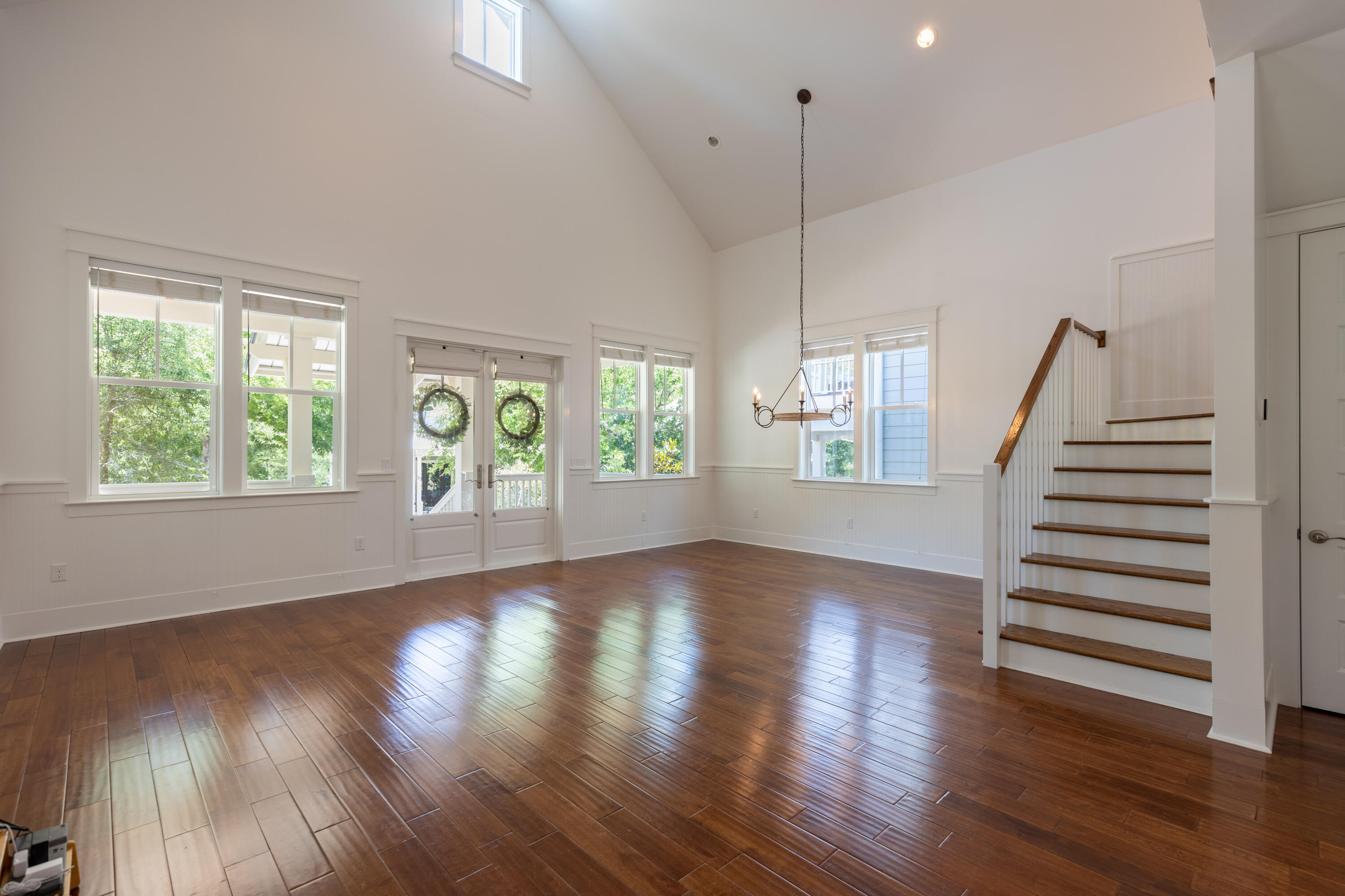 FOREST LAKES - Residential