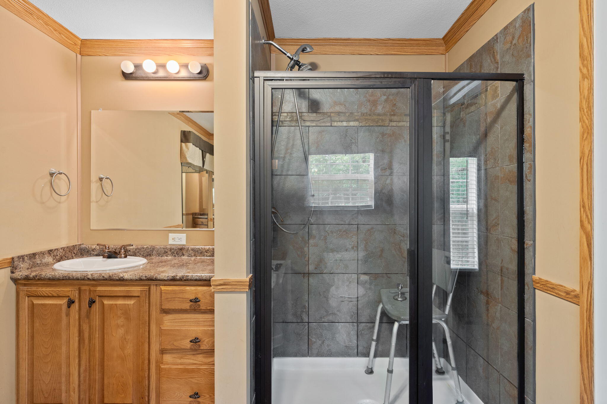 OAKWOOD HILLS UNIT 1 - Residential