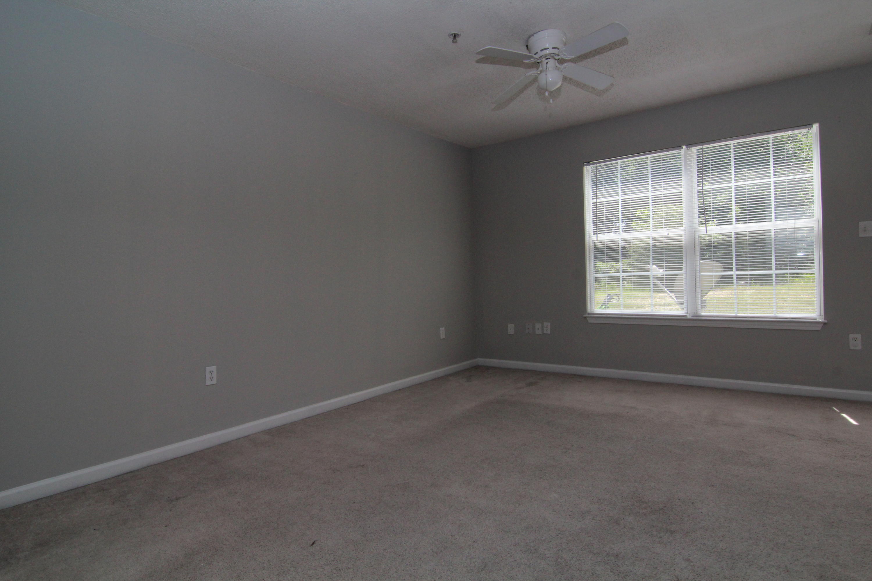 ROLLING PINES - Residential