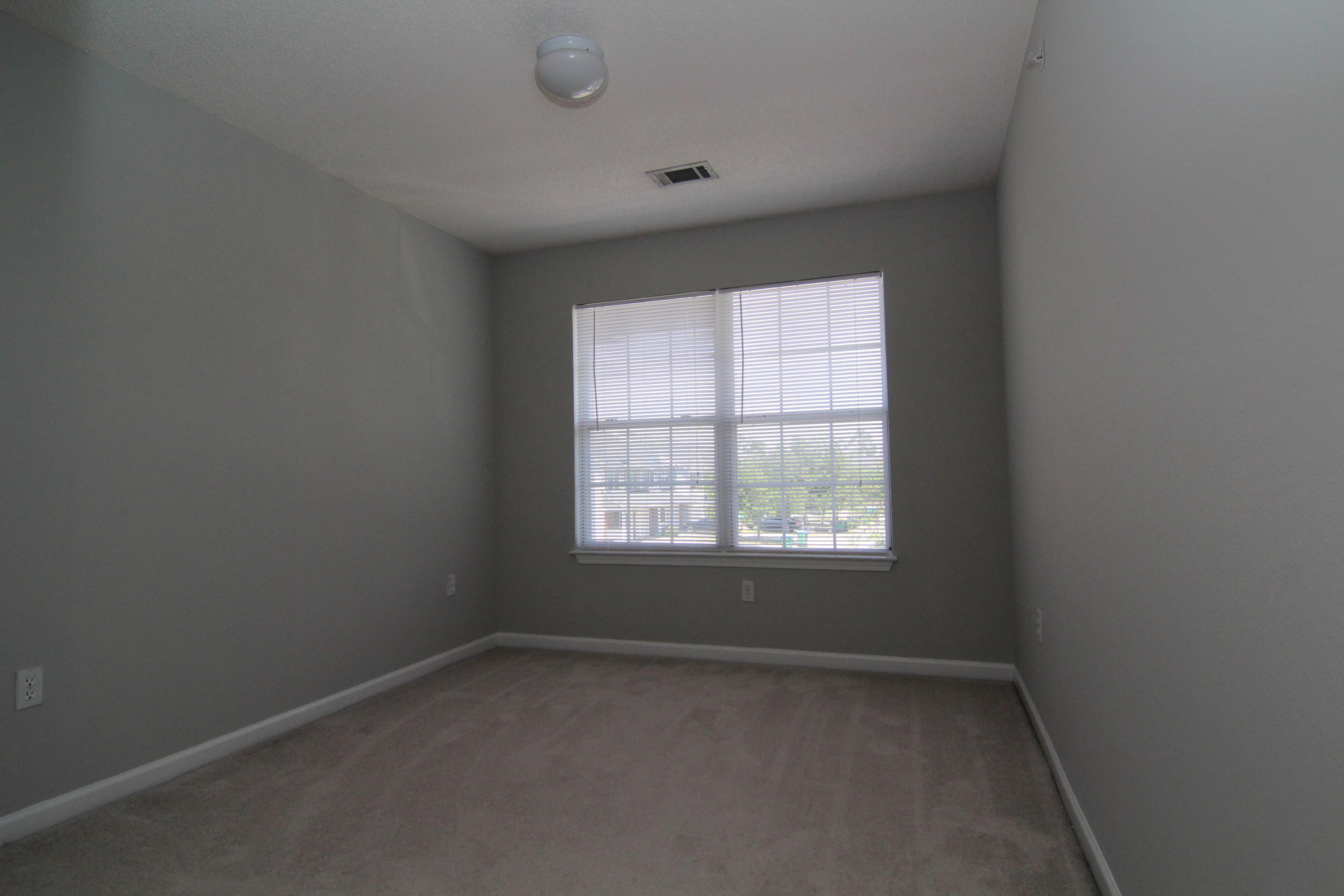 ROLLING PINES - Residential