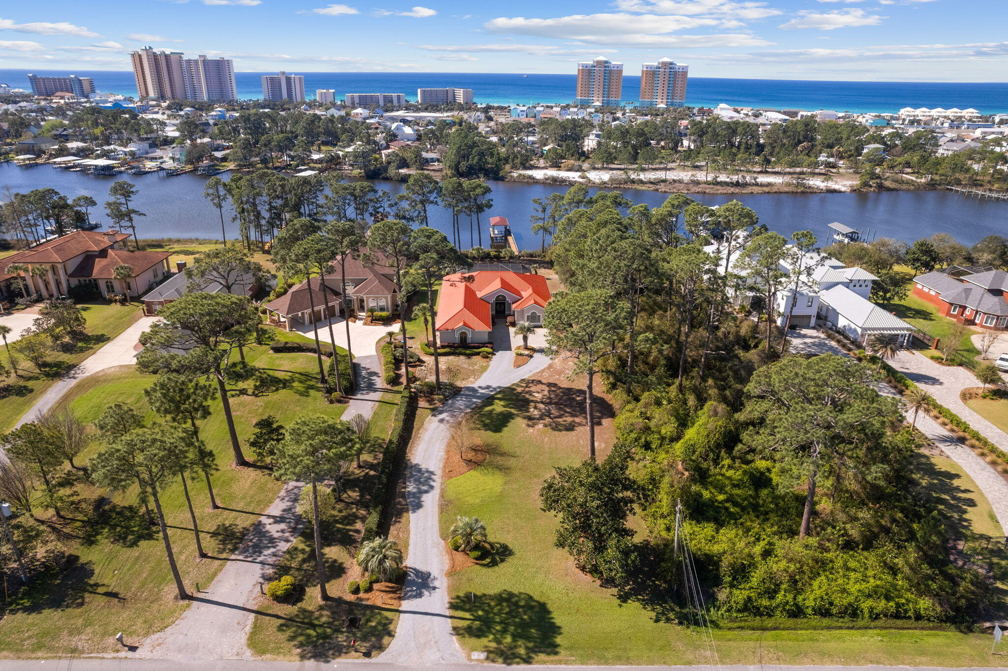 NO RECORDED SUBDIVISION - Residential