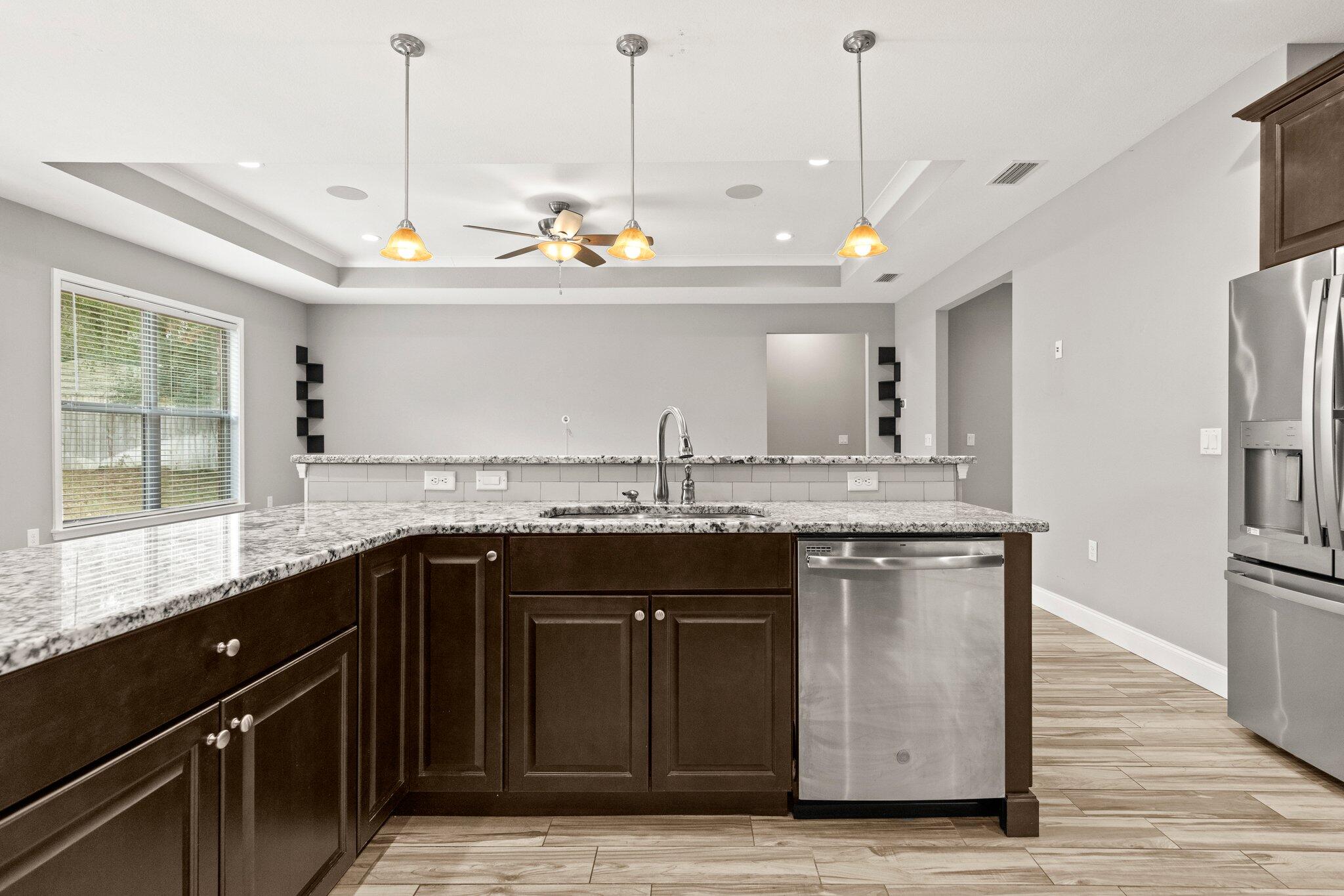 ROSEMONT S/D - Residential Lease