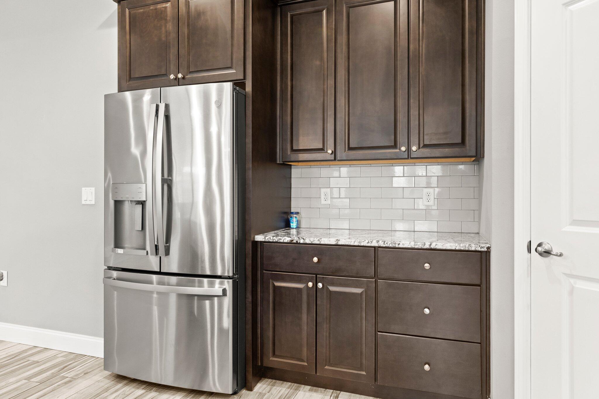 ROSEMONT S/D - Residential Lease