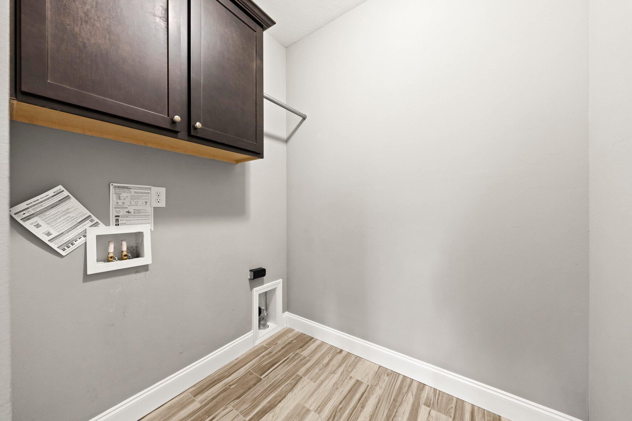 ROSEMONT S/D - Residential Lease