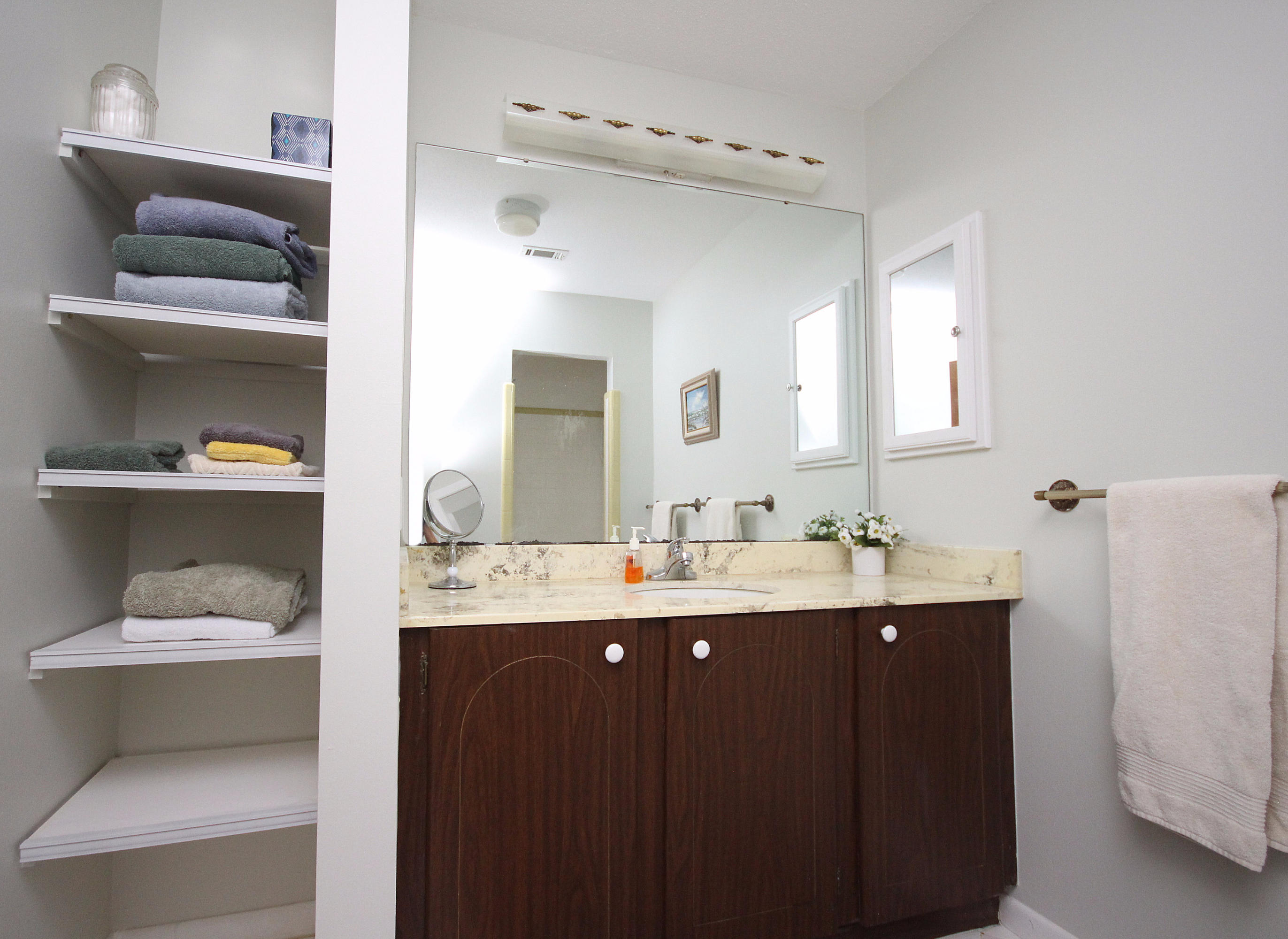 BAYOU WOODS 4TH ADDN - Residential