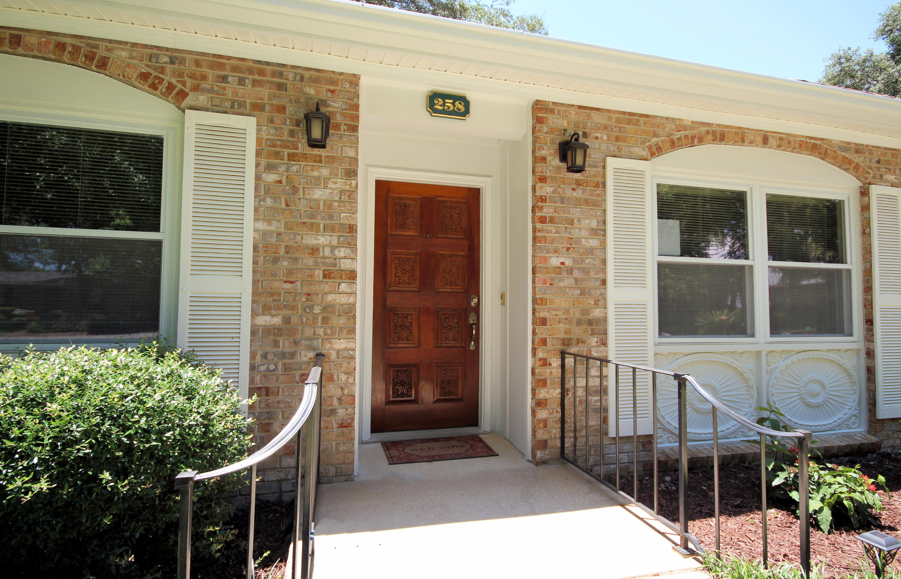 BAYOU WOODS 4TH ADDN - Residential