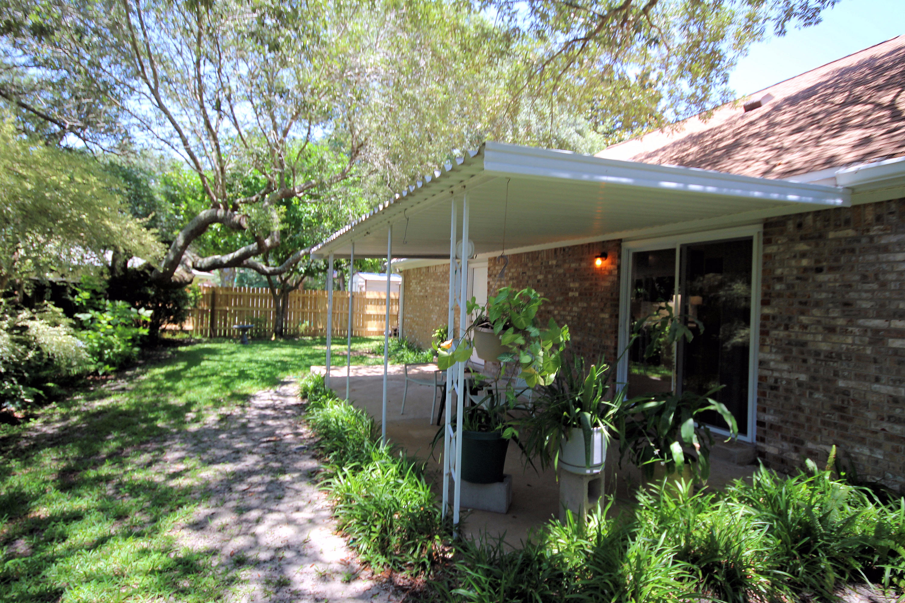 BAYOU WOODS 4TH ADDN - Residential