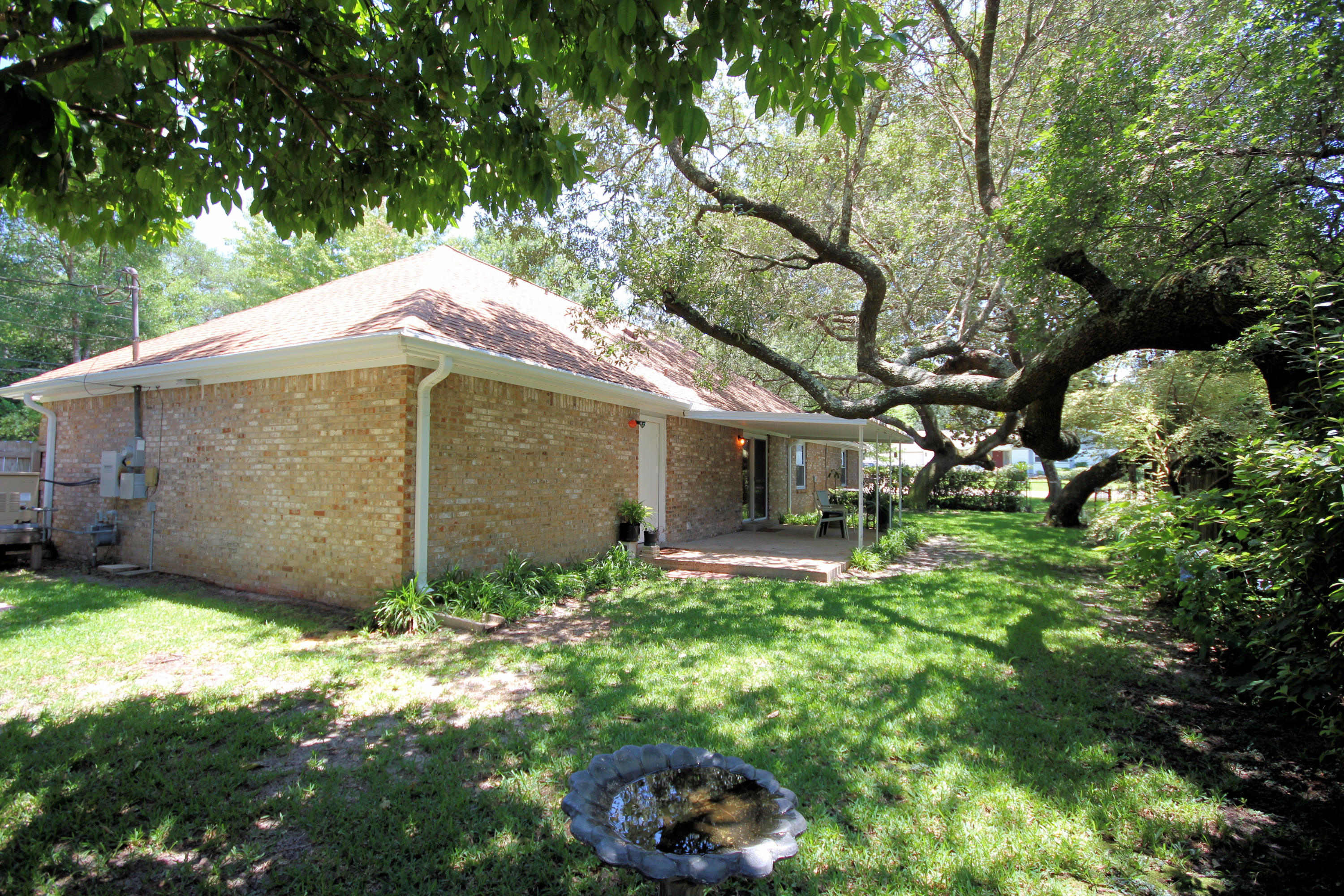 BAYOU WOODS 4TH ADDN - Residential