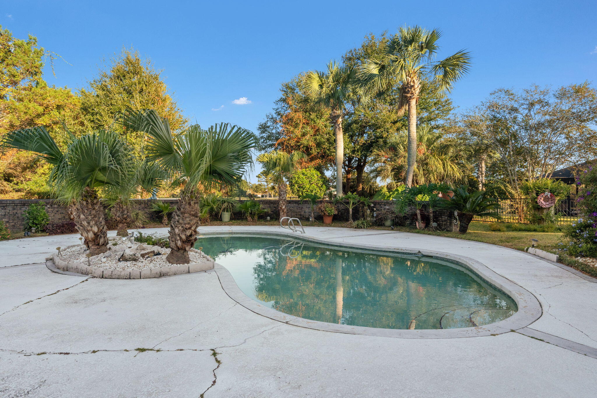 HIDDEN CREEK AT HOLLEY BY THE SEA - Residential