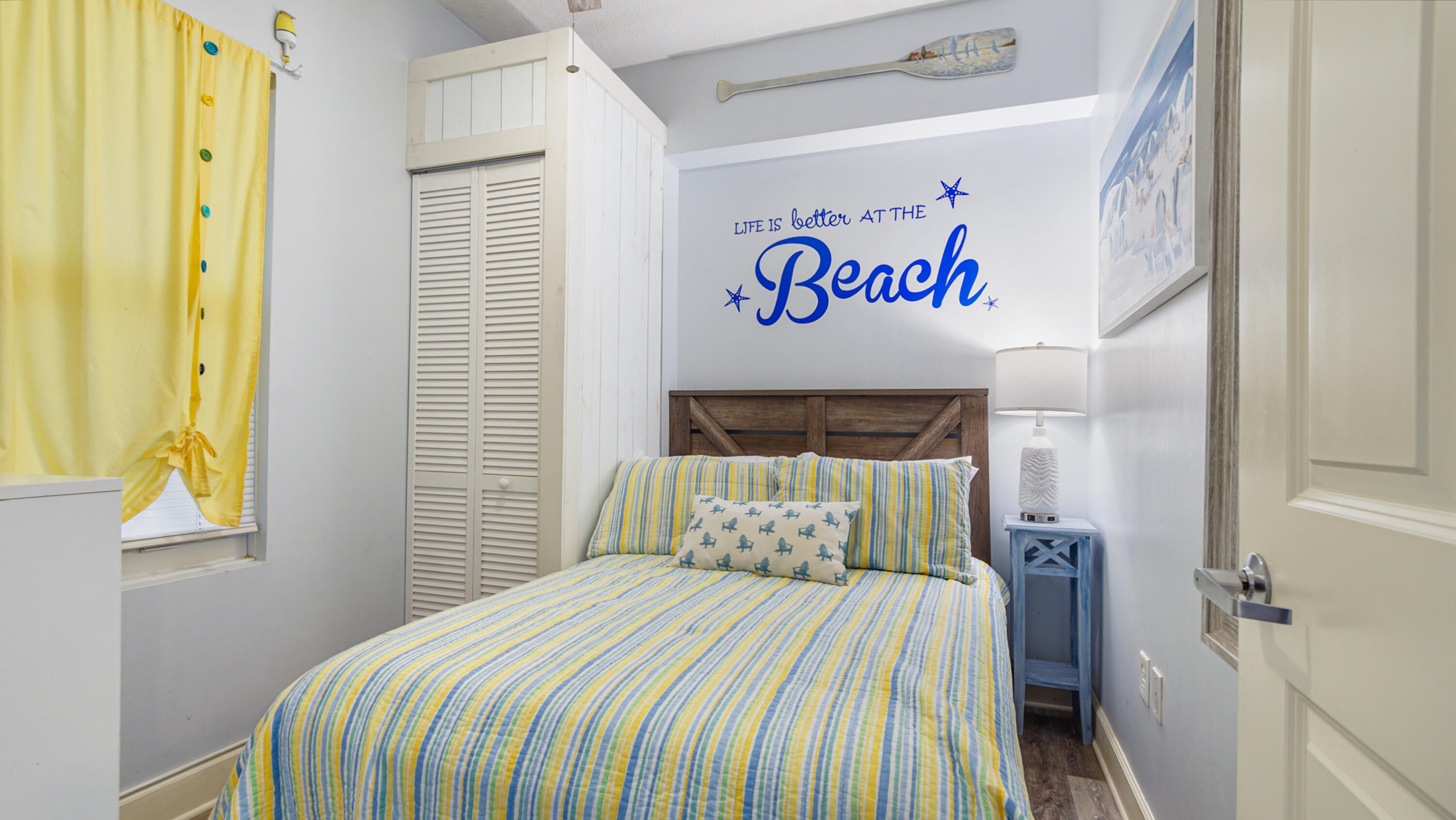 SUNRISE BEACH - Residential