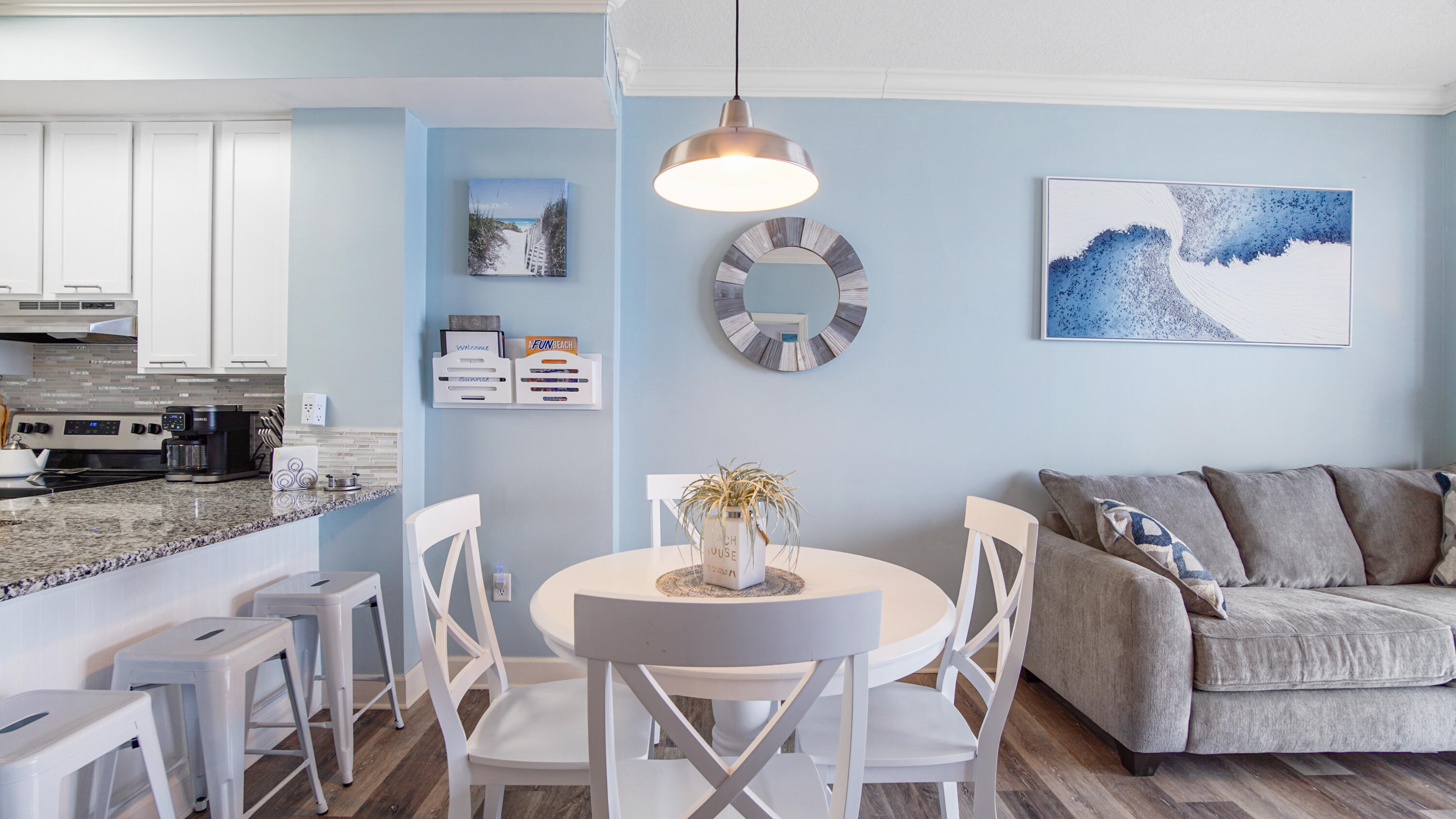 SUNRISE BEACH - Residential
