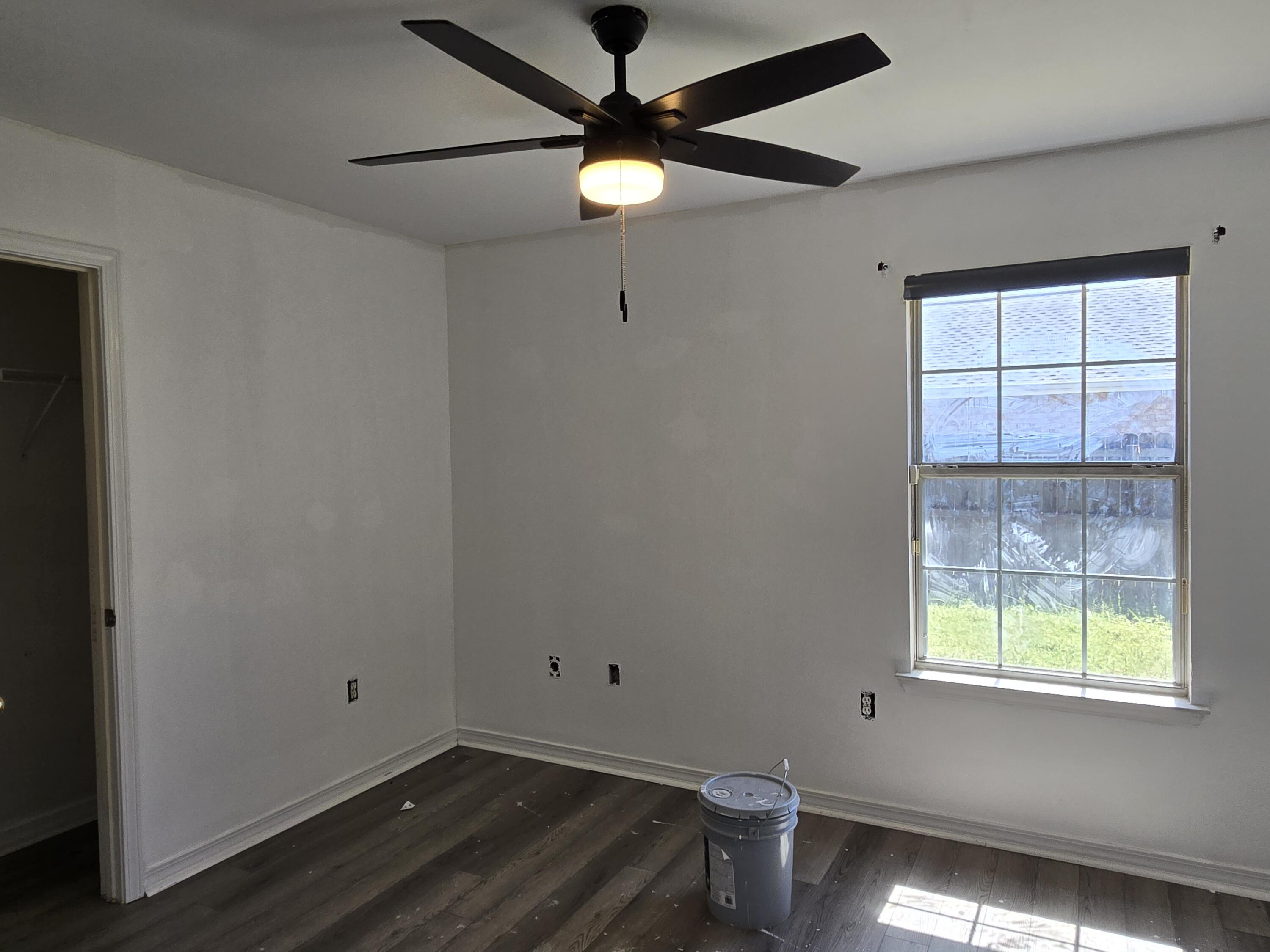 HAMPTON RIDGE - Residential
