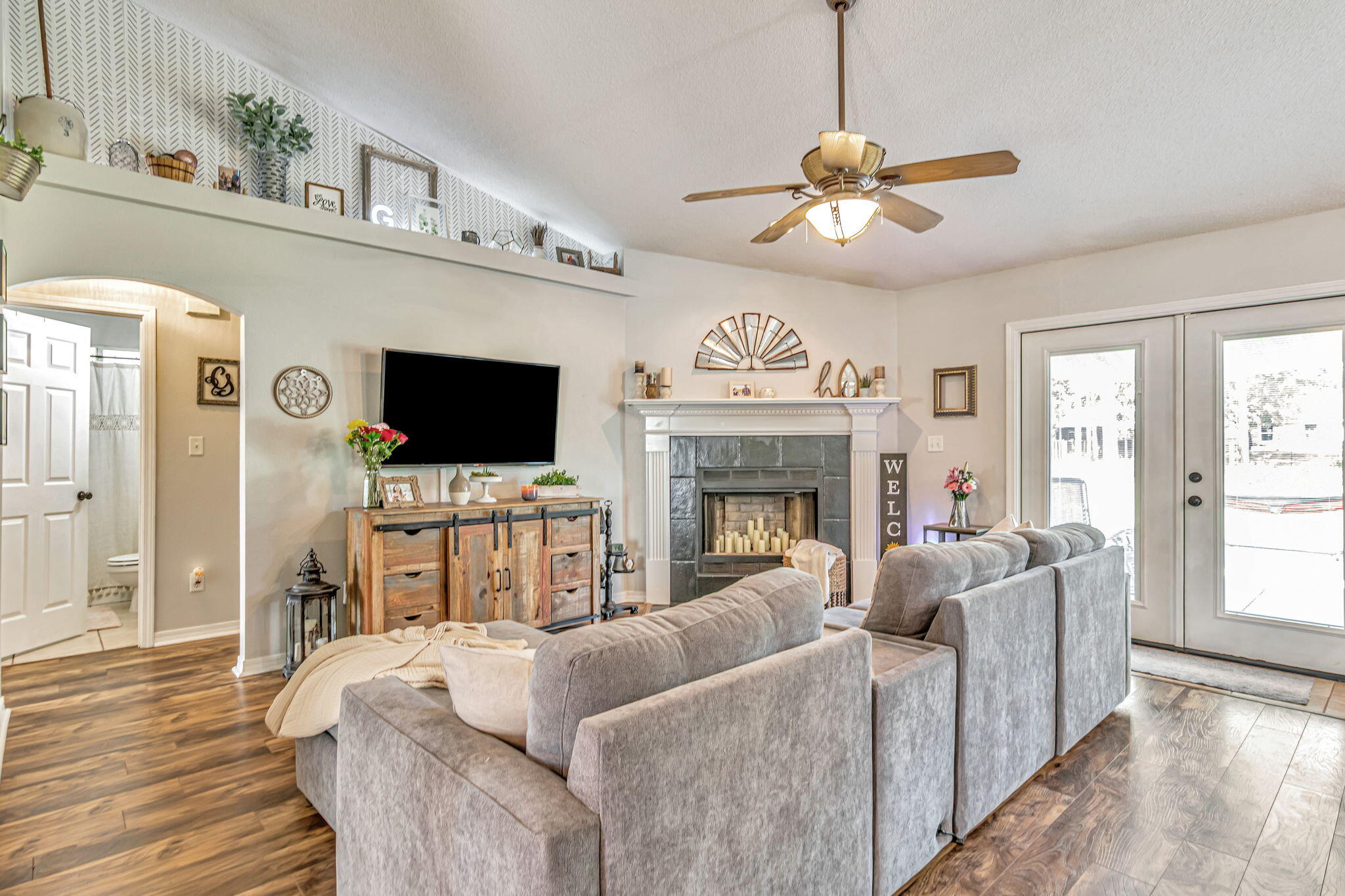 HOLLEY BY THE SEA - Residential