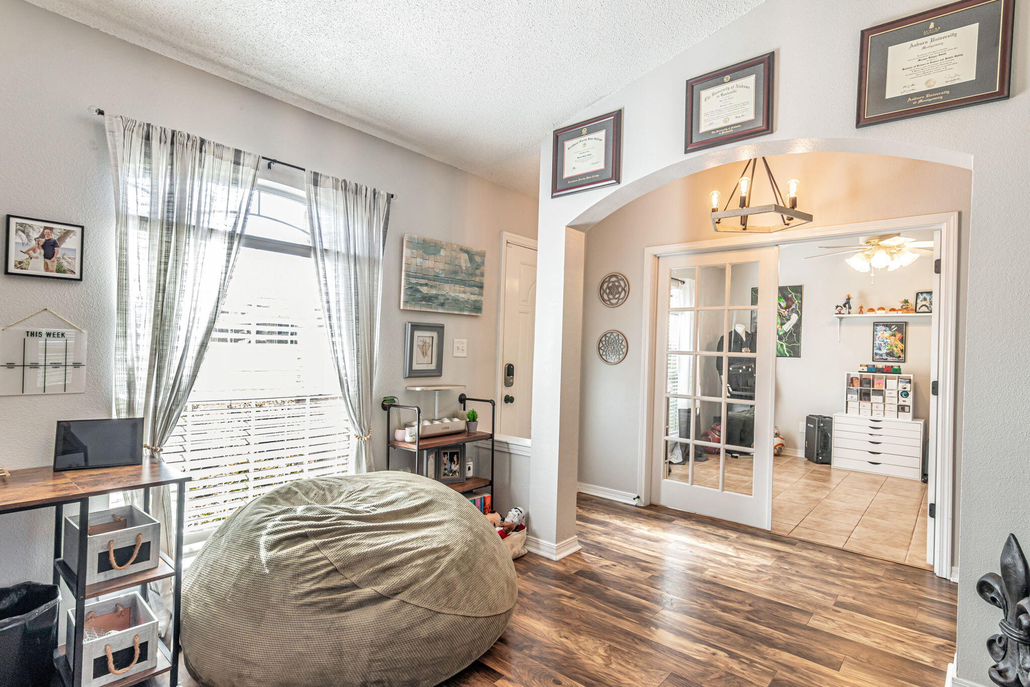 HOLLEY BY THE SEA - Residential