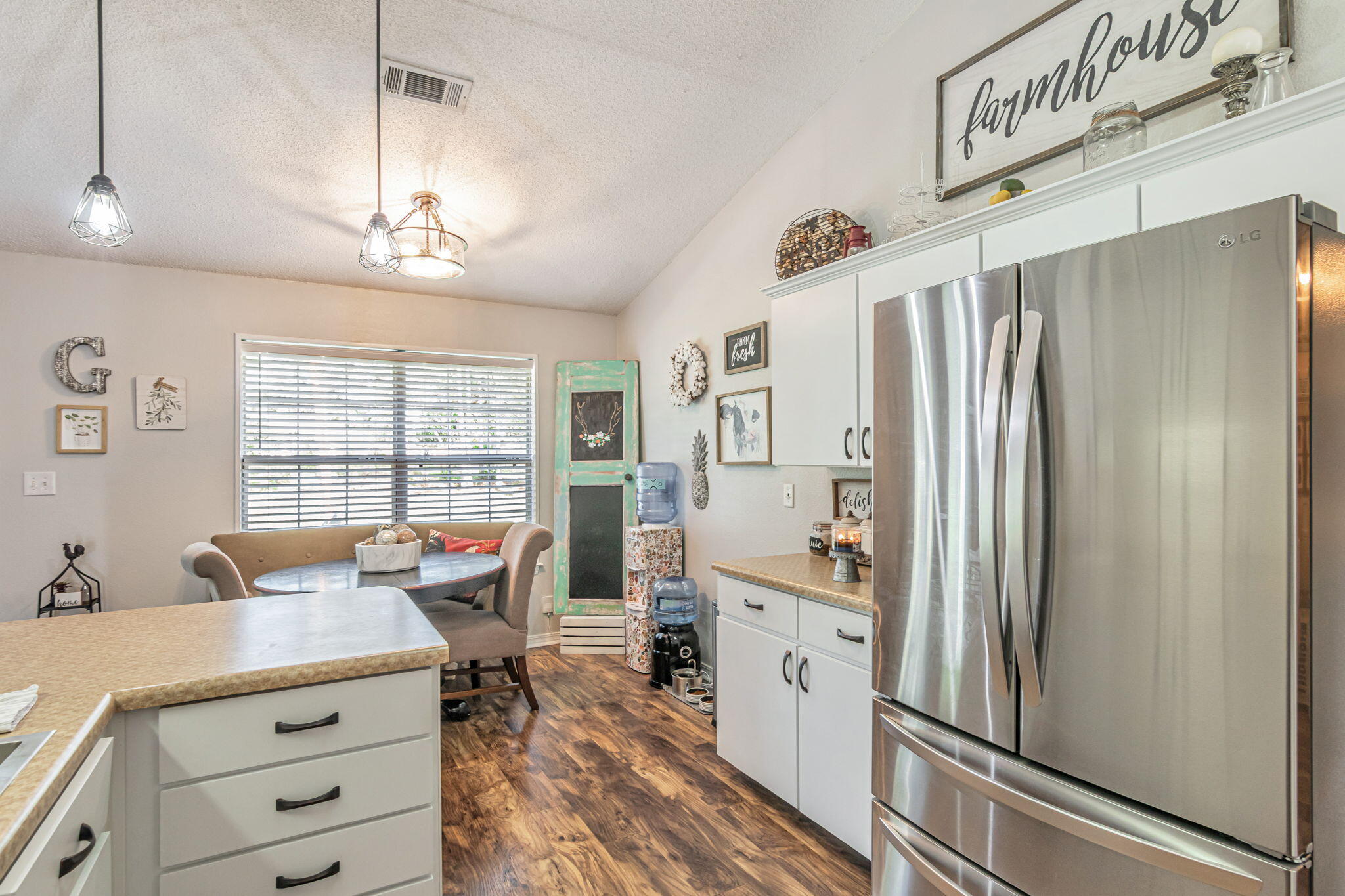 HOLLEY BY THE SEA - Residential
