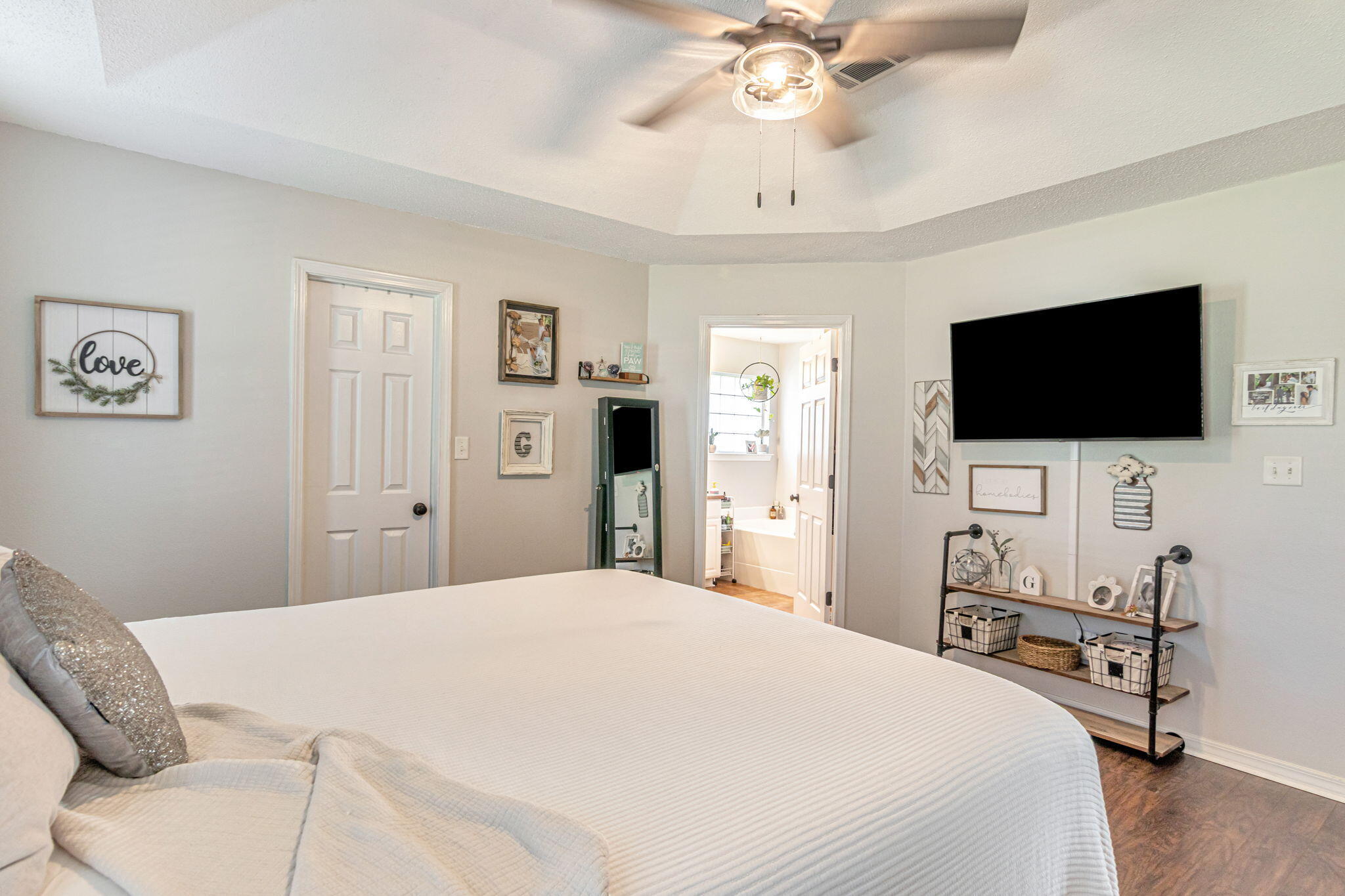 HOLLEY BY THE SEA - Residential