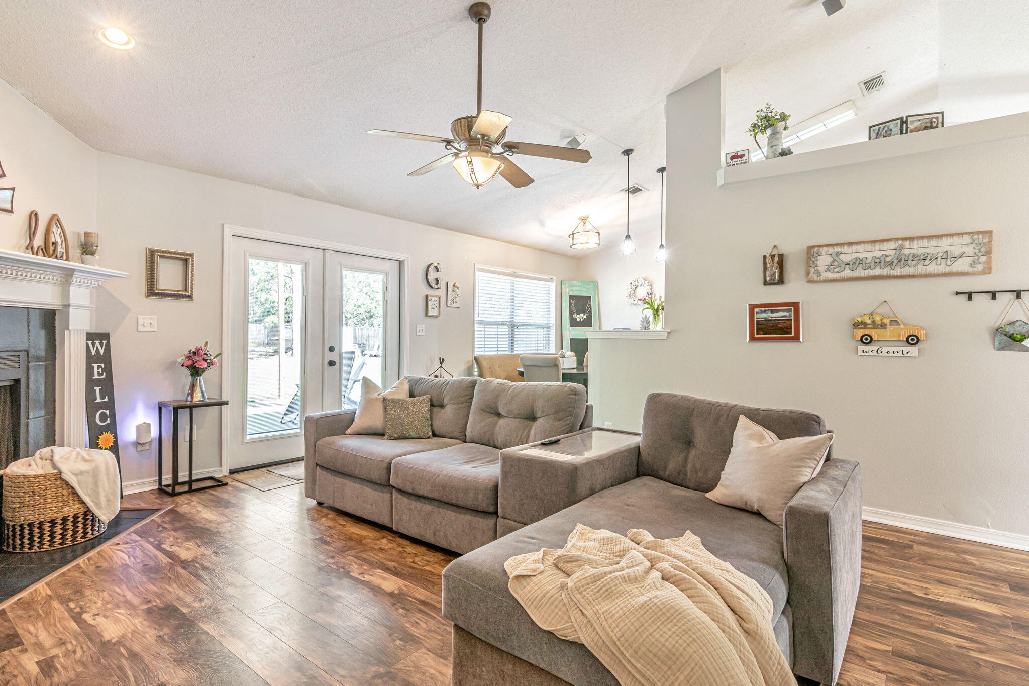 HOLLEY BY THE SEA - Residential