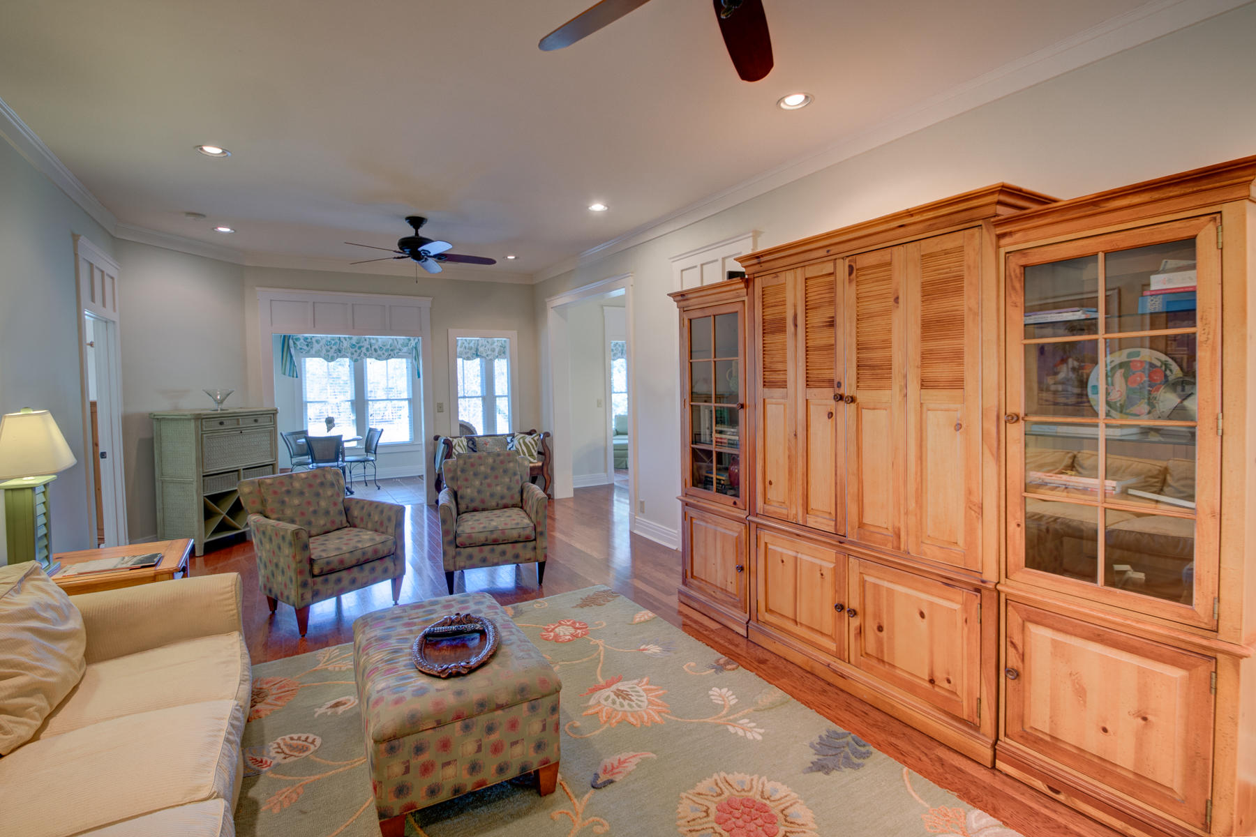 WILD HERON - Residential