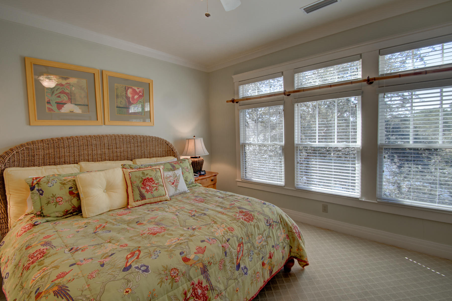 WILD HERON - Residential