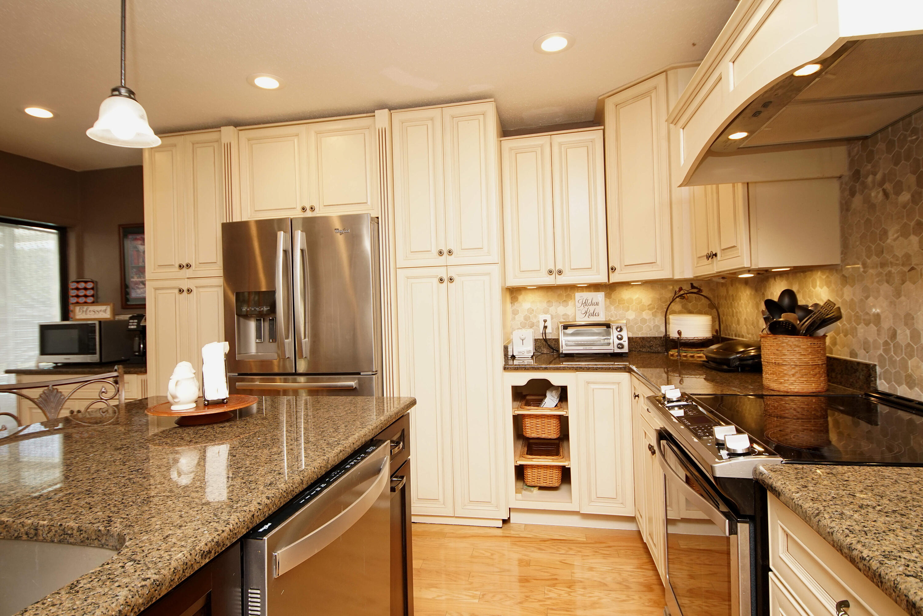 VICTORIA GARDENS 1 - Residential