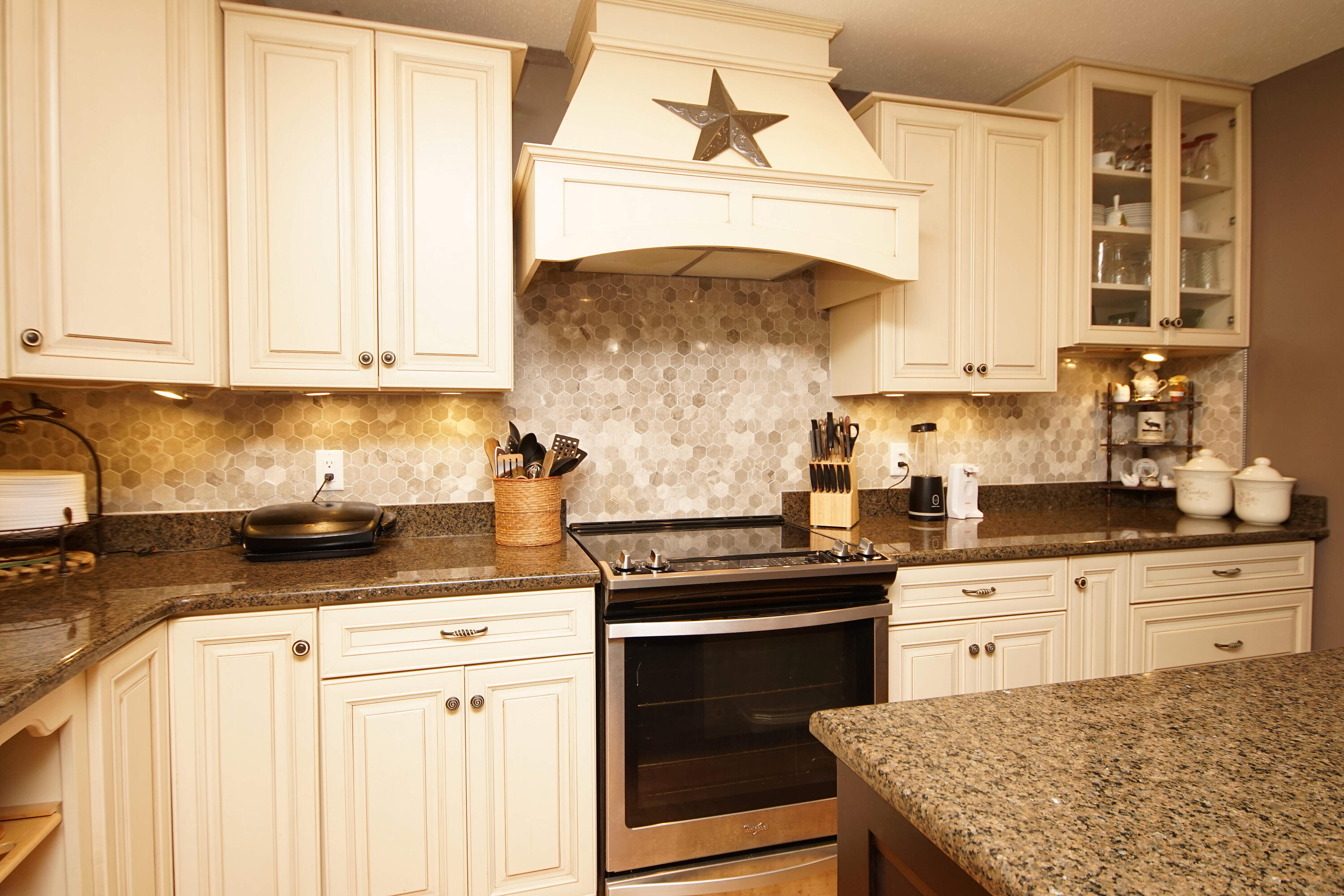 VICTORIA GARDENS 1 - Residential