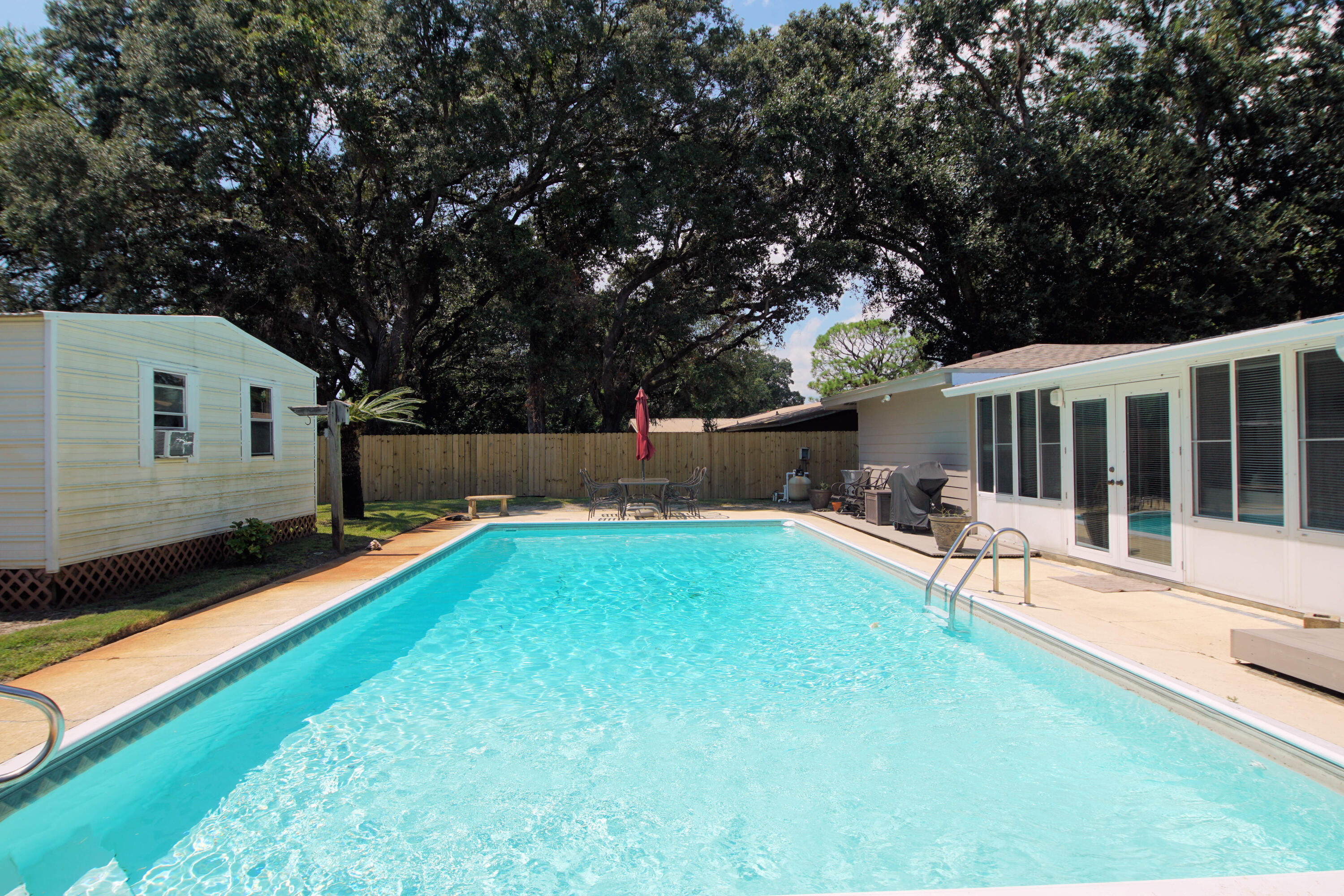 VICTORIA GARDENS 1 - Residential