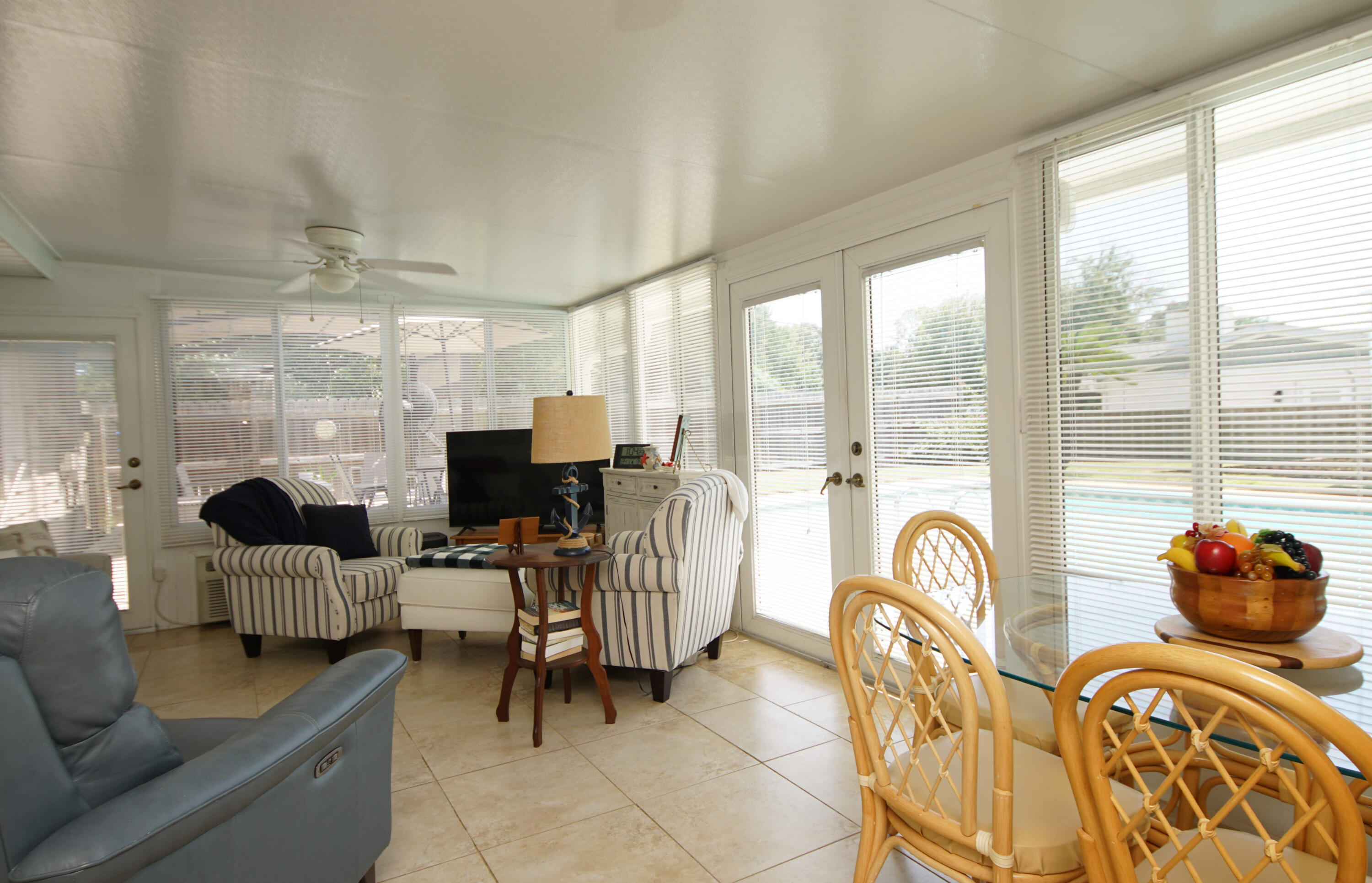 VICTORIA GARDENS 1 - Residential